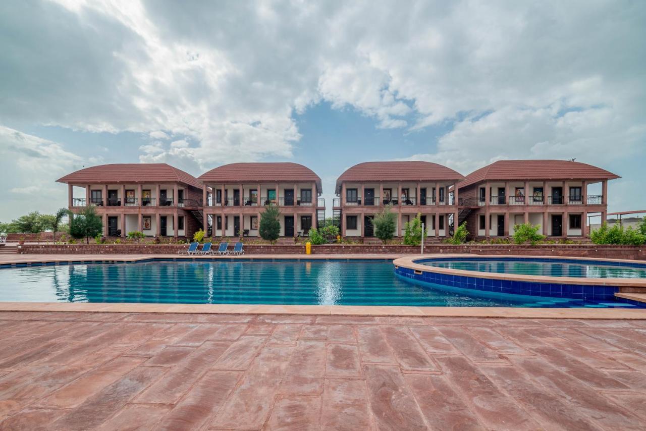 Resort The Gateway Osian *