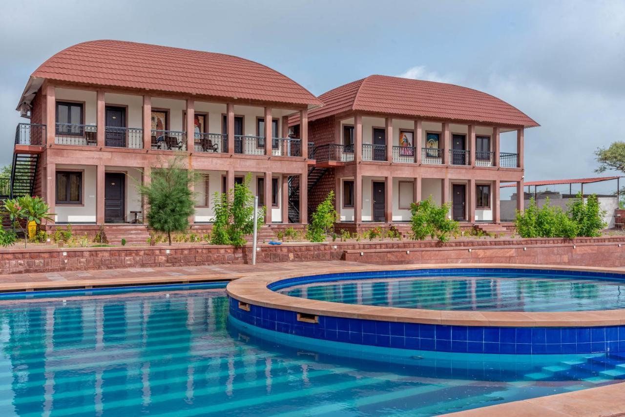Resort The Gateway Osian *