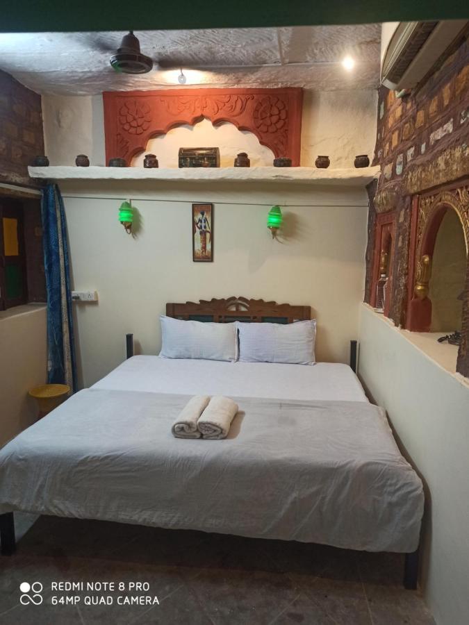Shangri-la Heritage Haveli Hotel