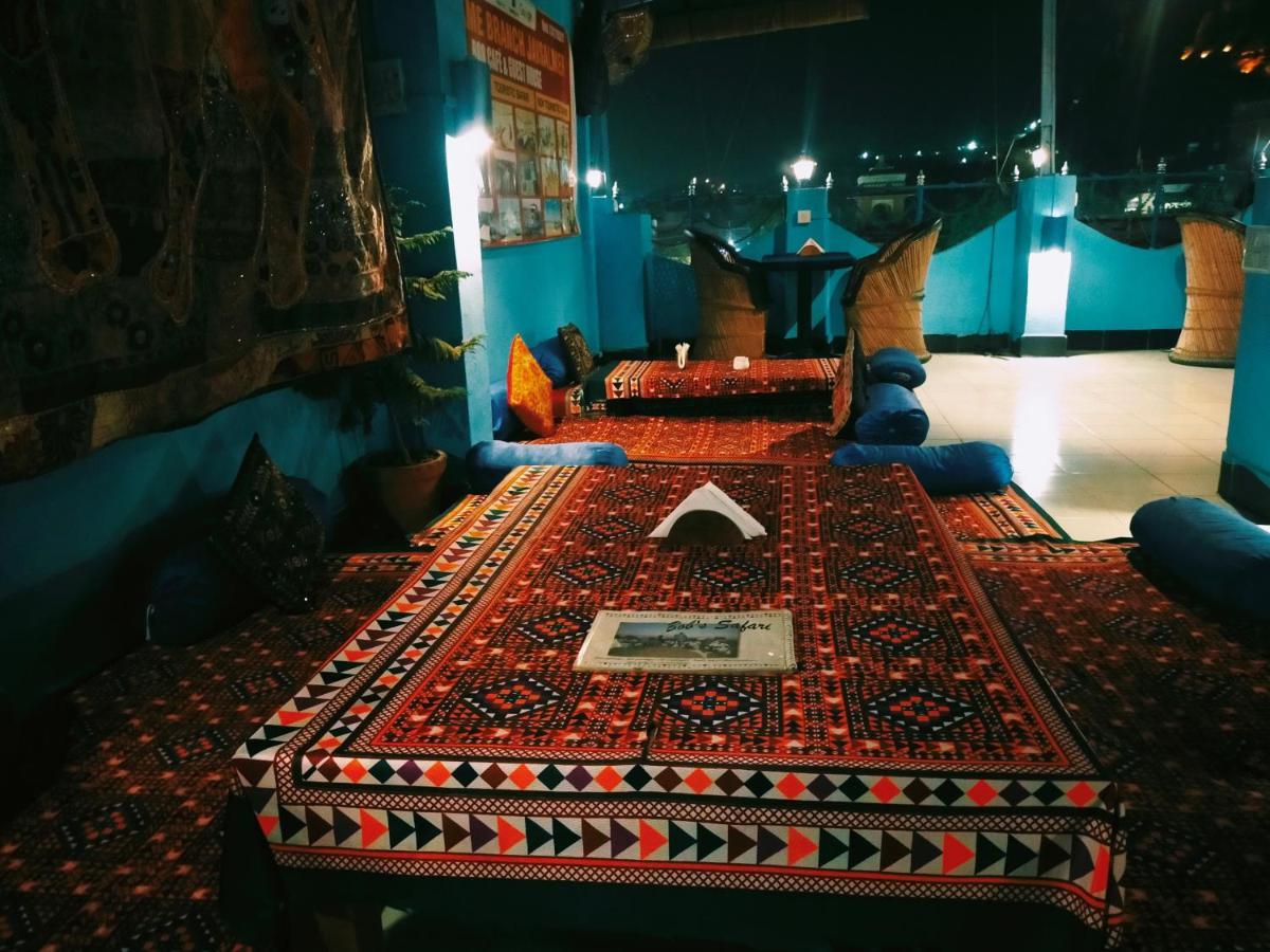 Dylan Cafe And Bed & Breakfast *