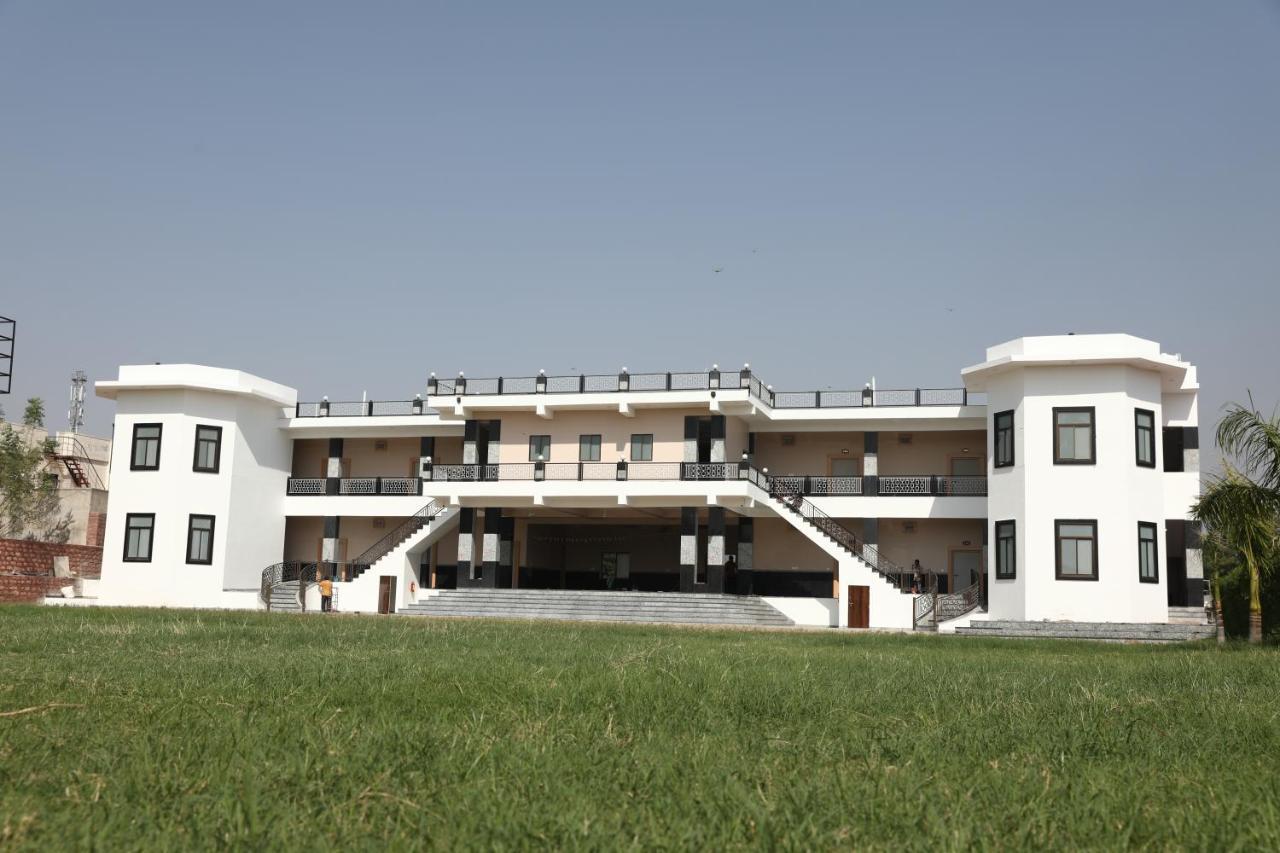Hotel Golden Cave