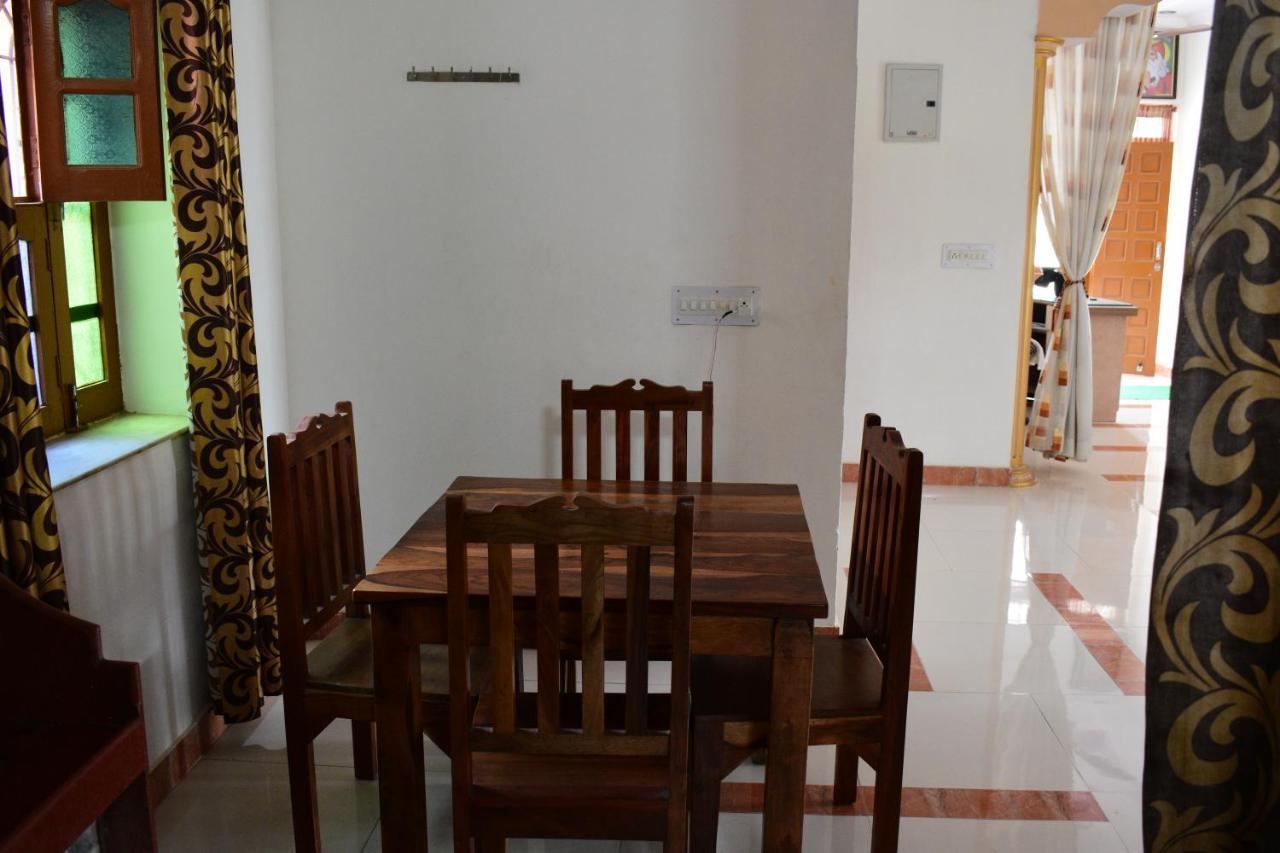 Villa Poonam Palace Near By Airport *