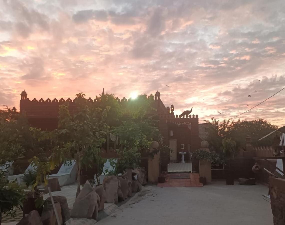 Homestay Jakhira Heritage Village Stay, Sajara
