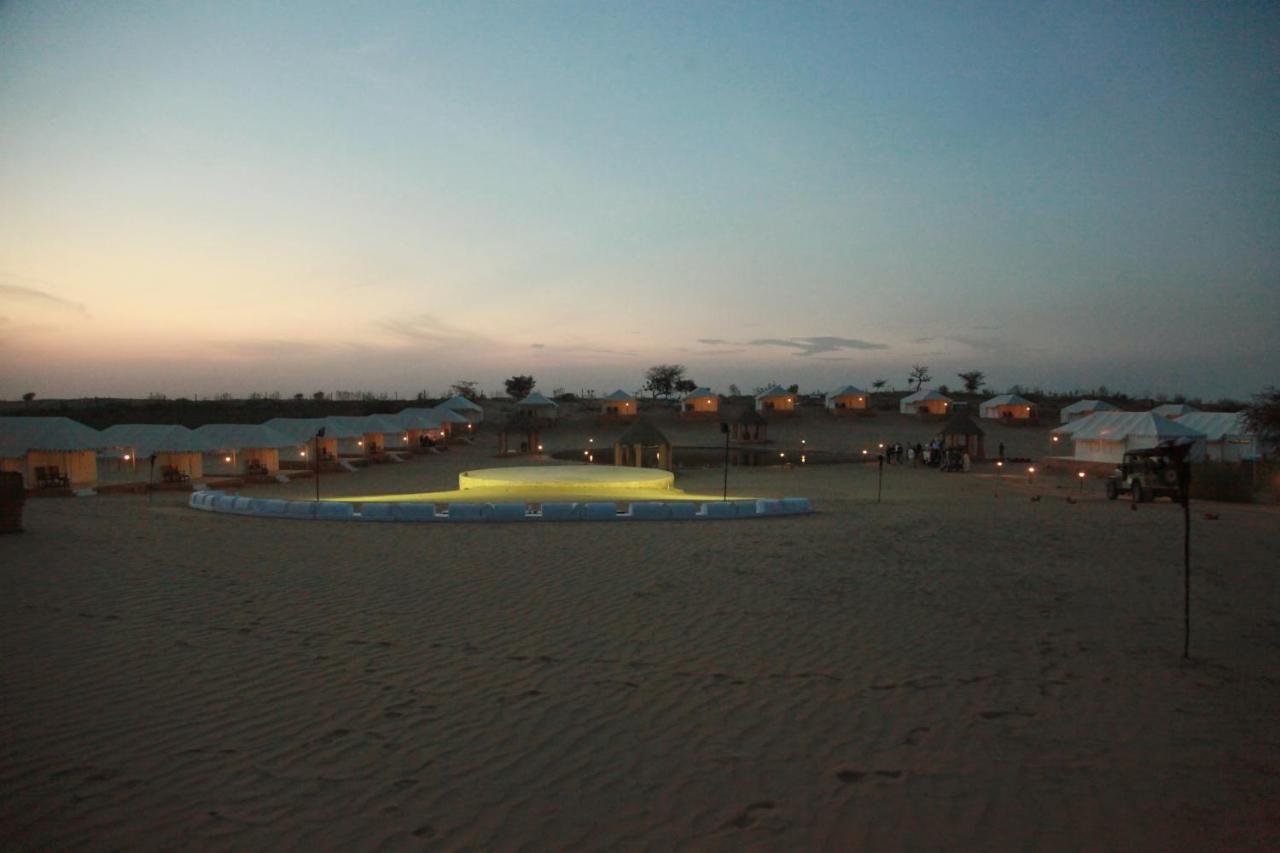 Clarks Exotica Luxury Tents, Dechu Jodhpur (Rajasthan)