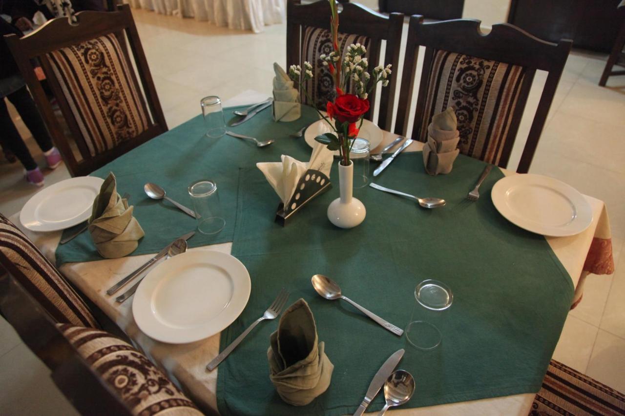 Clarks Exotica Luxury Tents, Dechu Jodhpur (Rajasthan)