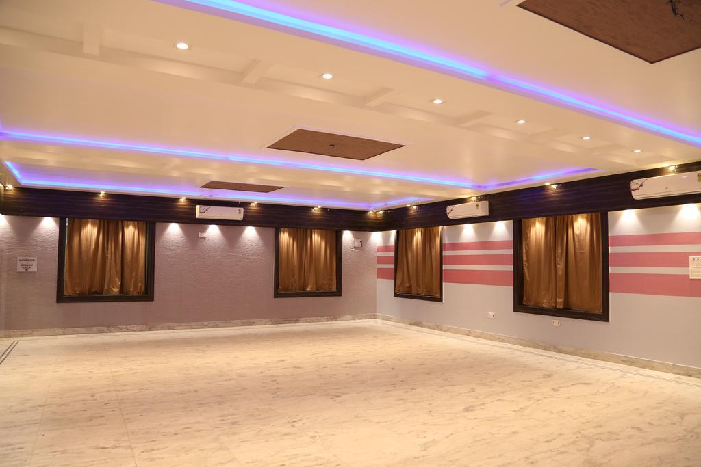 Hotel Shagun *