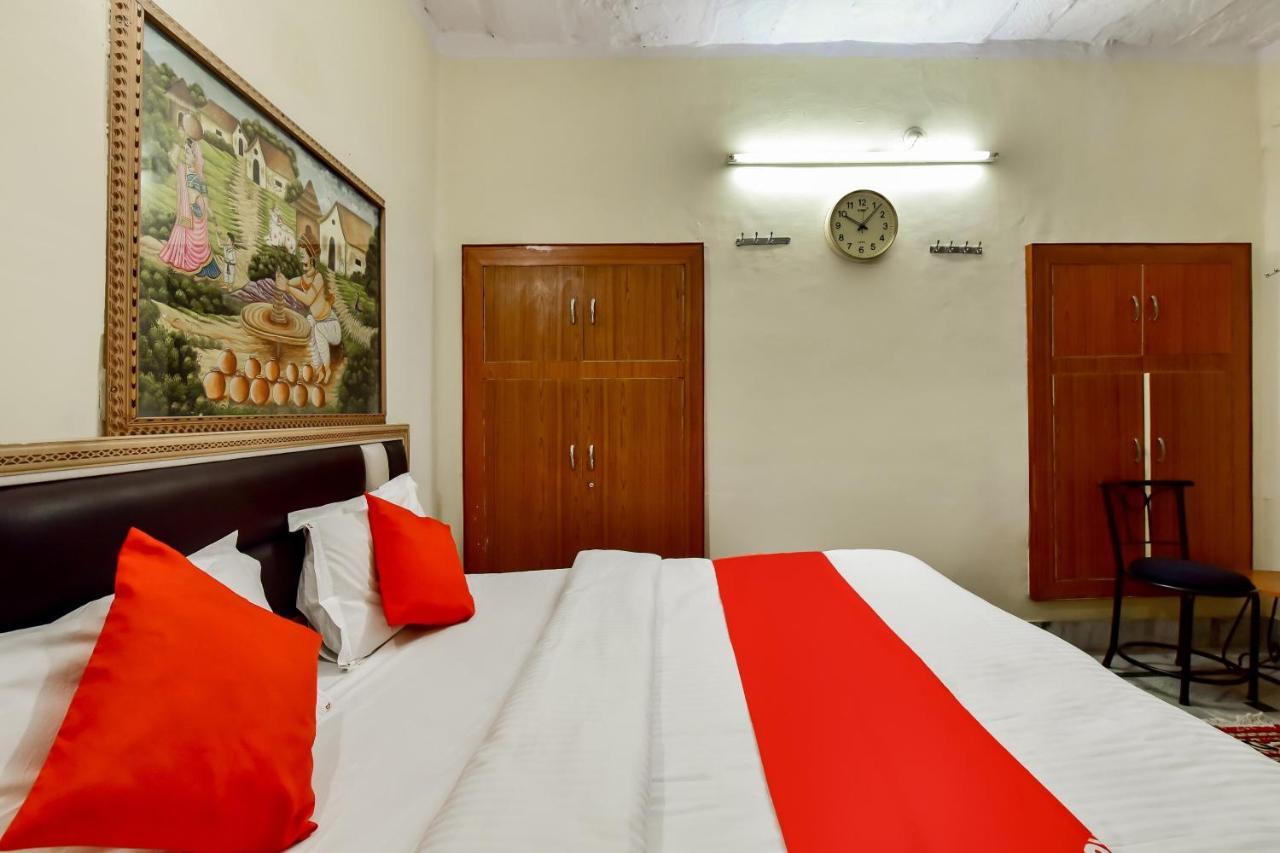 Dev Hotel