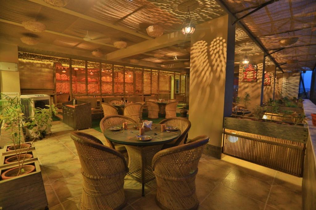 Niky International Hotel