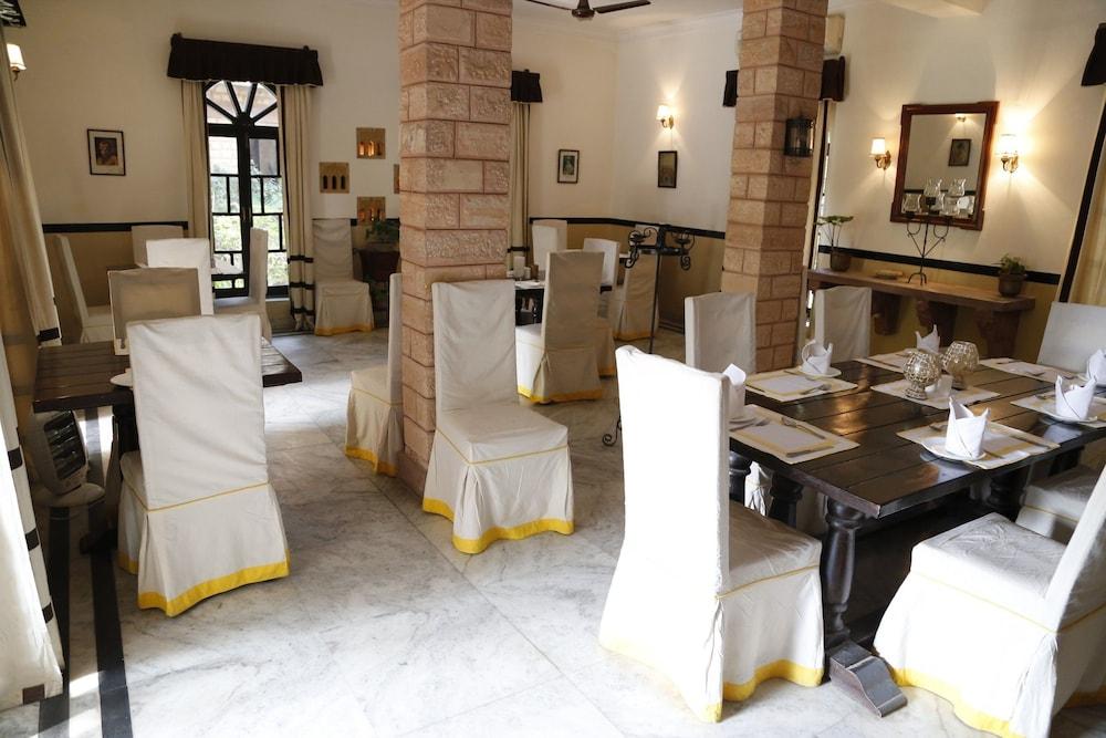 Hotel Devi Bhawan