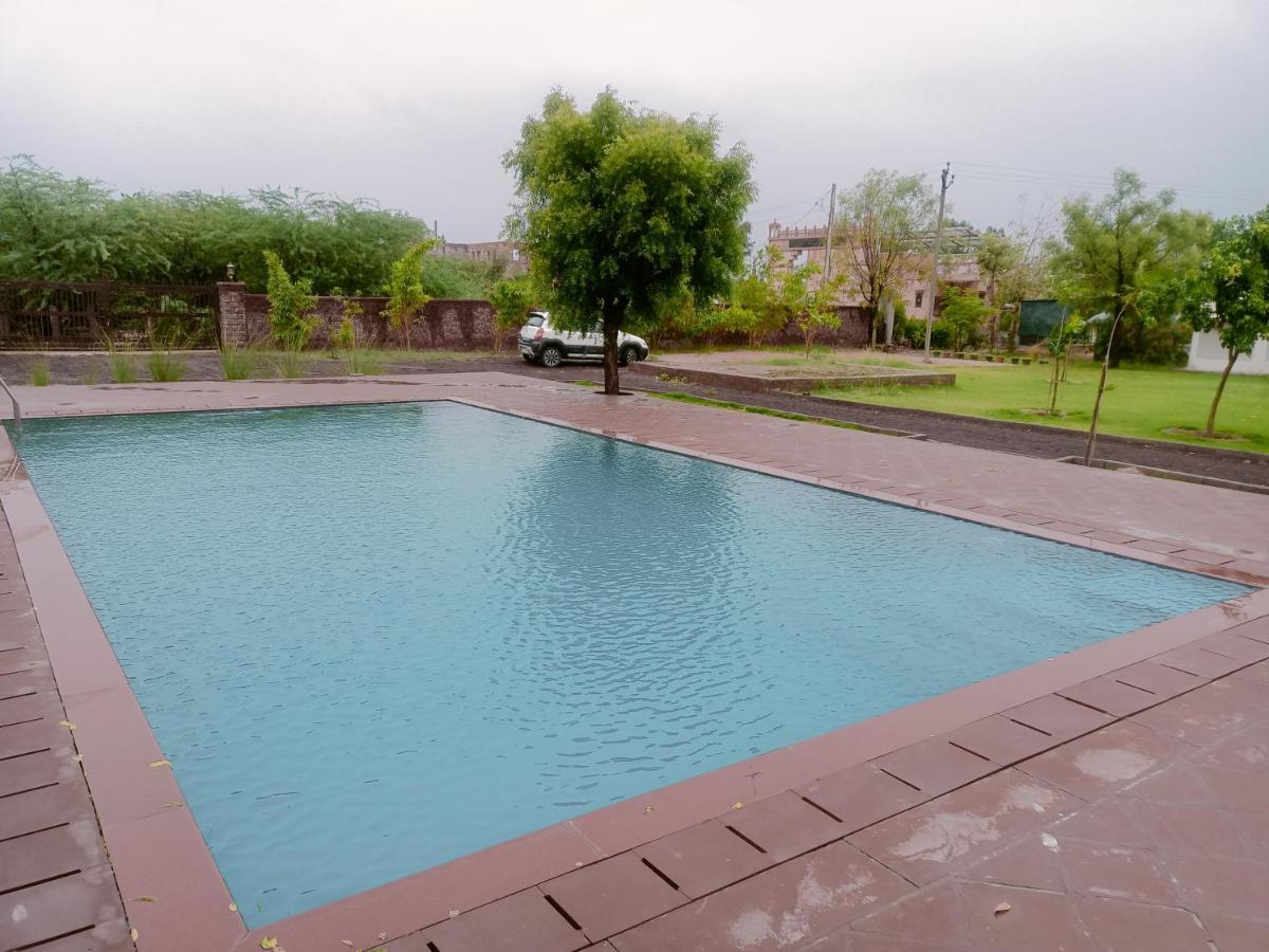 Impian Resort *