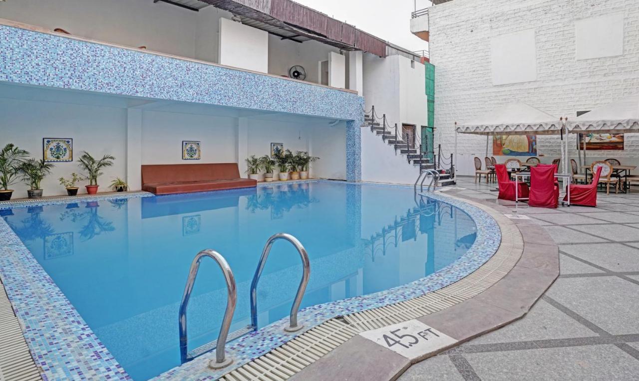 Irish Courtyard Hotel