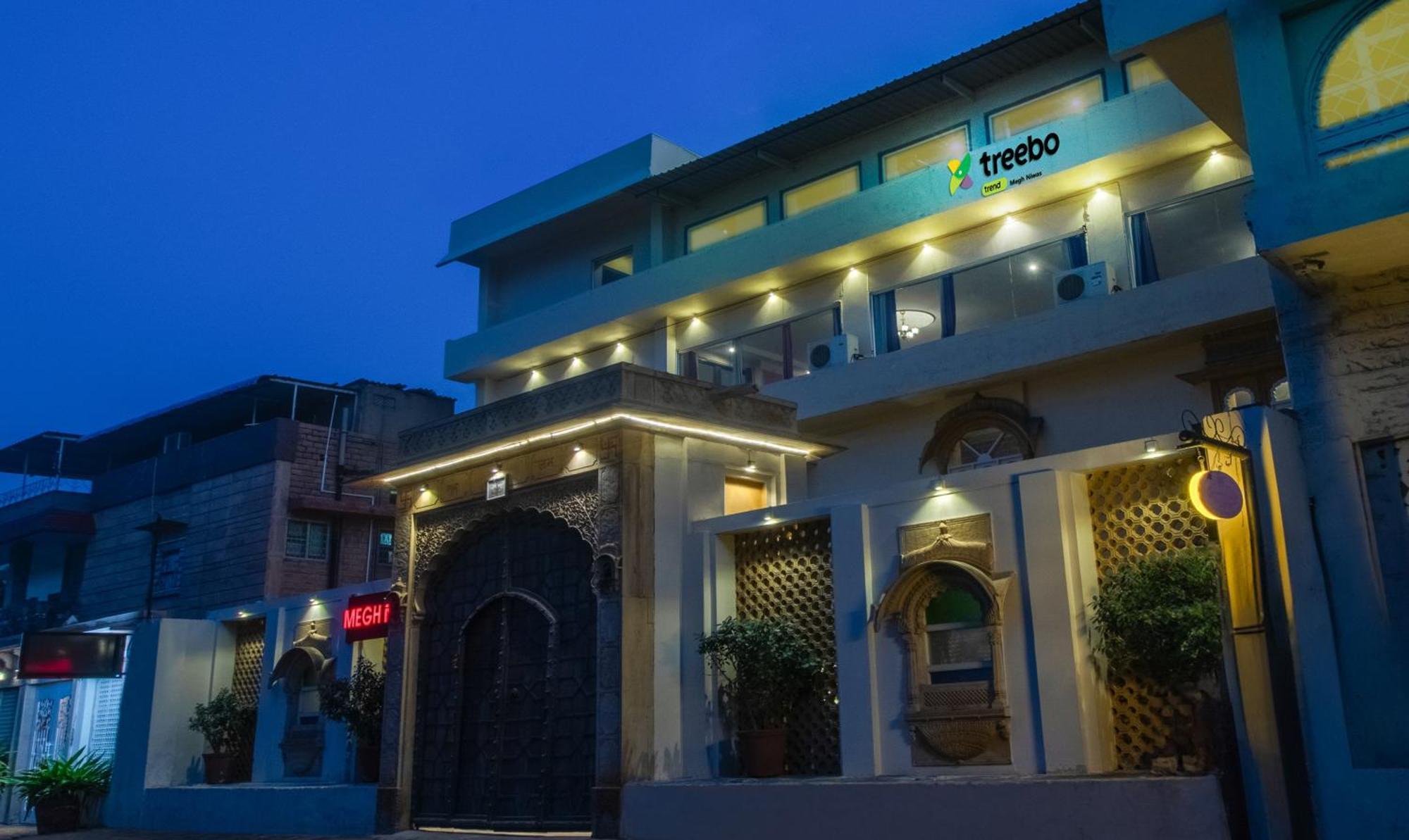 Hotel Treebo Megh Niwas, 2 Km From Umaid Bhawan Palace Jodhpur (Rajasthan)