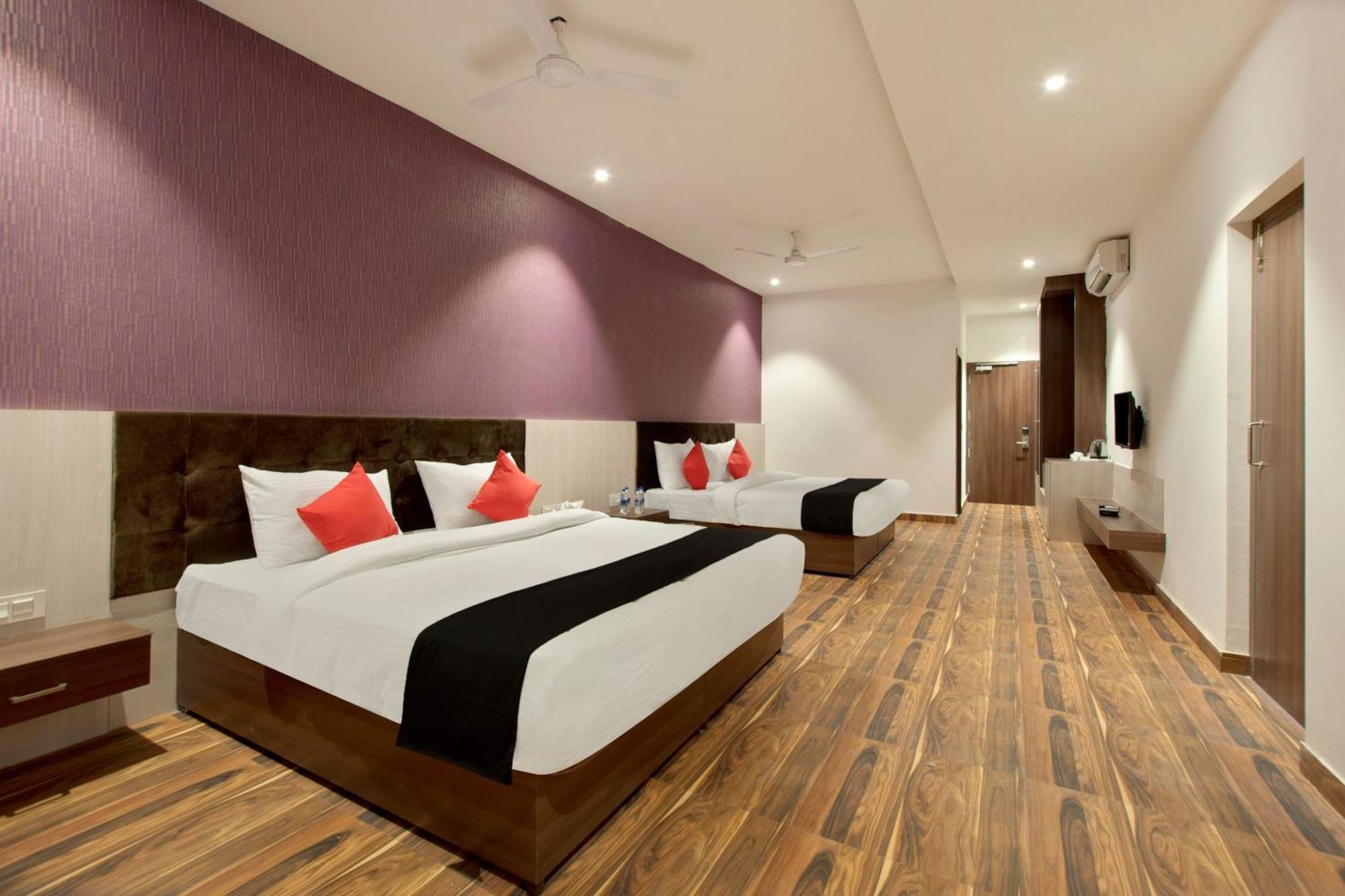 Hotel Collection O S B Excellency