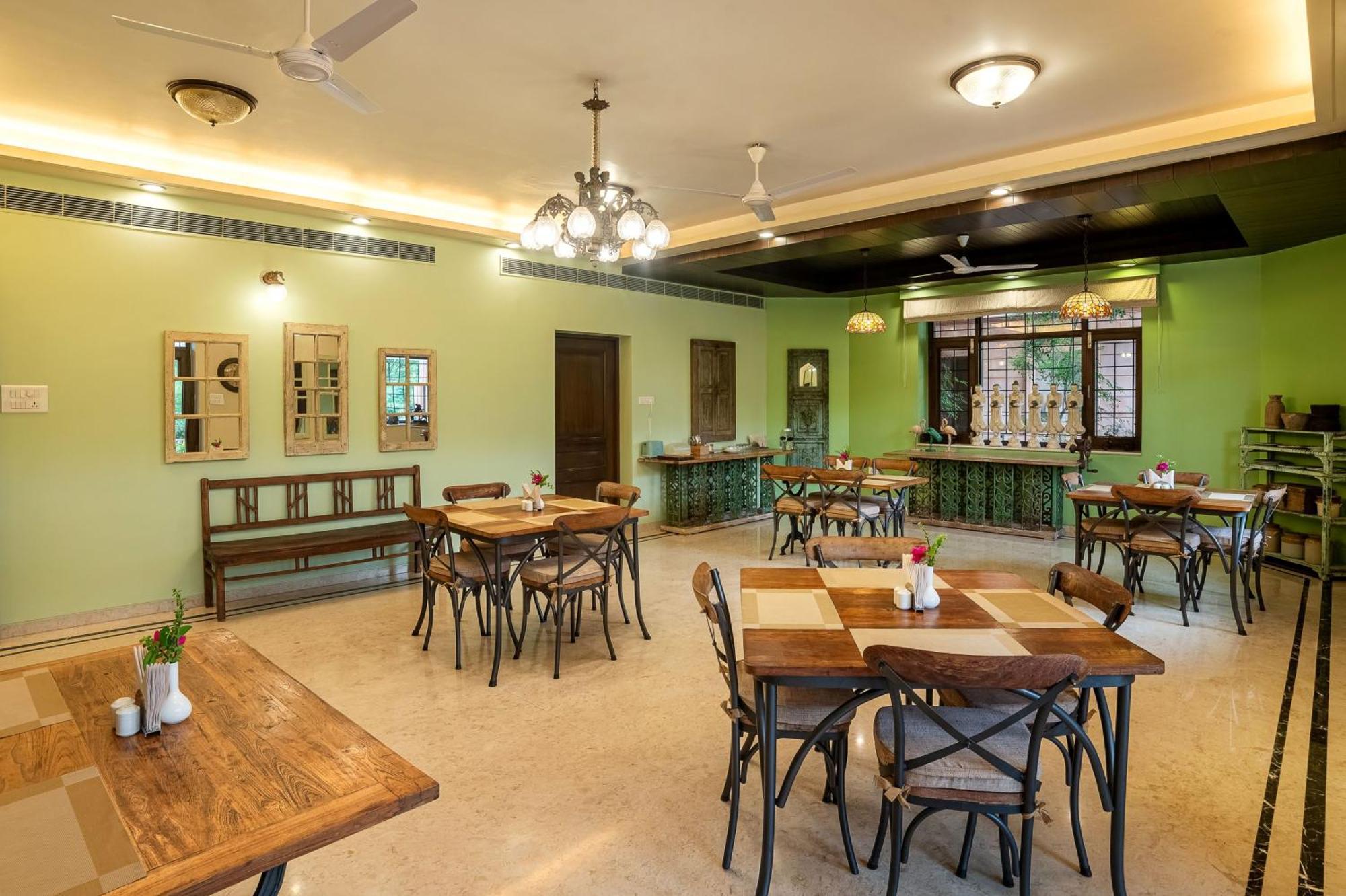 The Almond Tree Bed & Breakfast Jodhpur (Rajasthan)