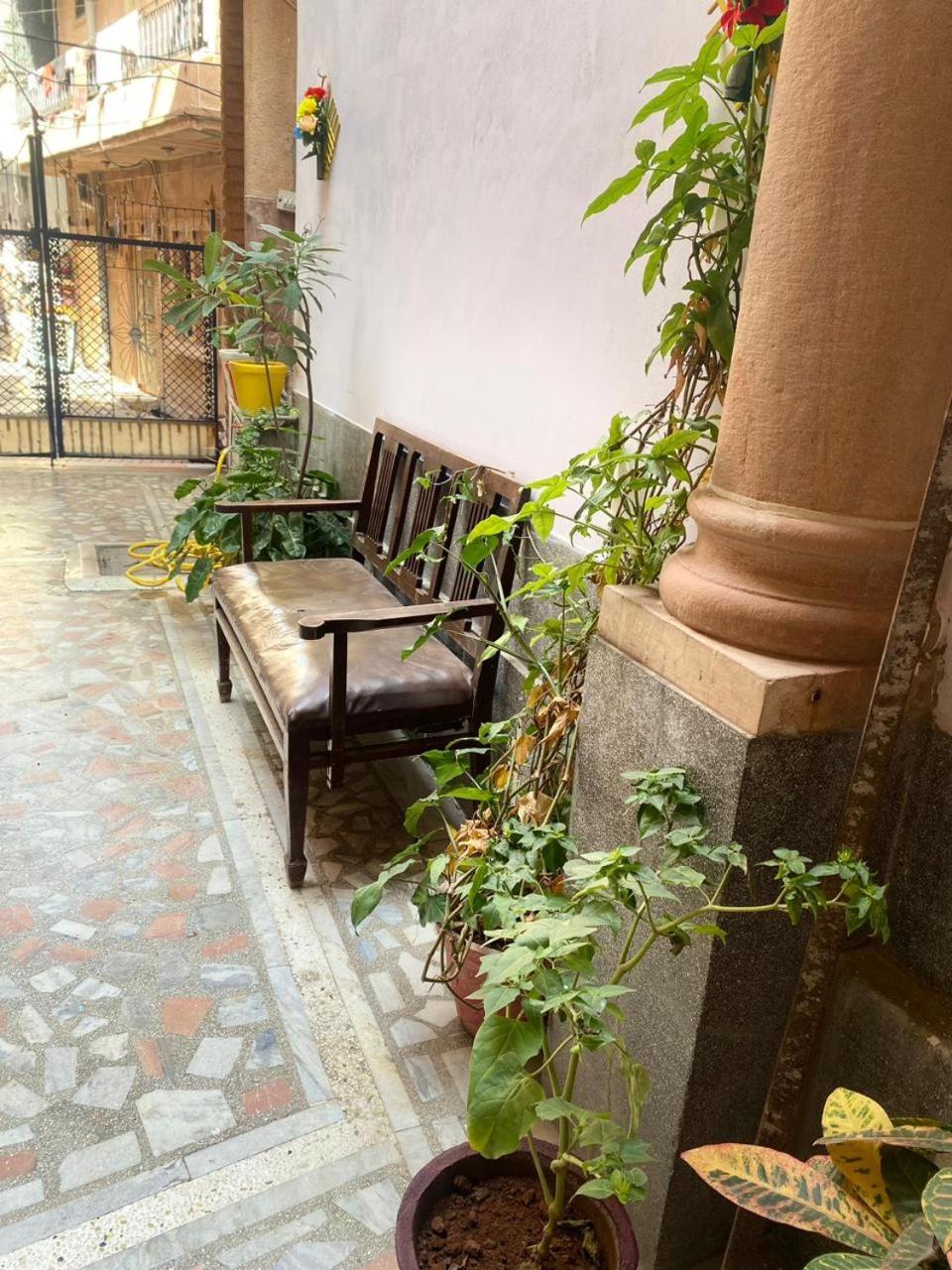 Zainul Guest house *