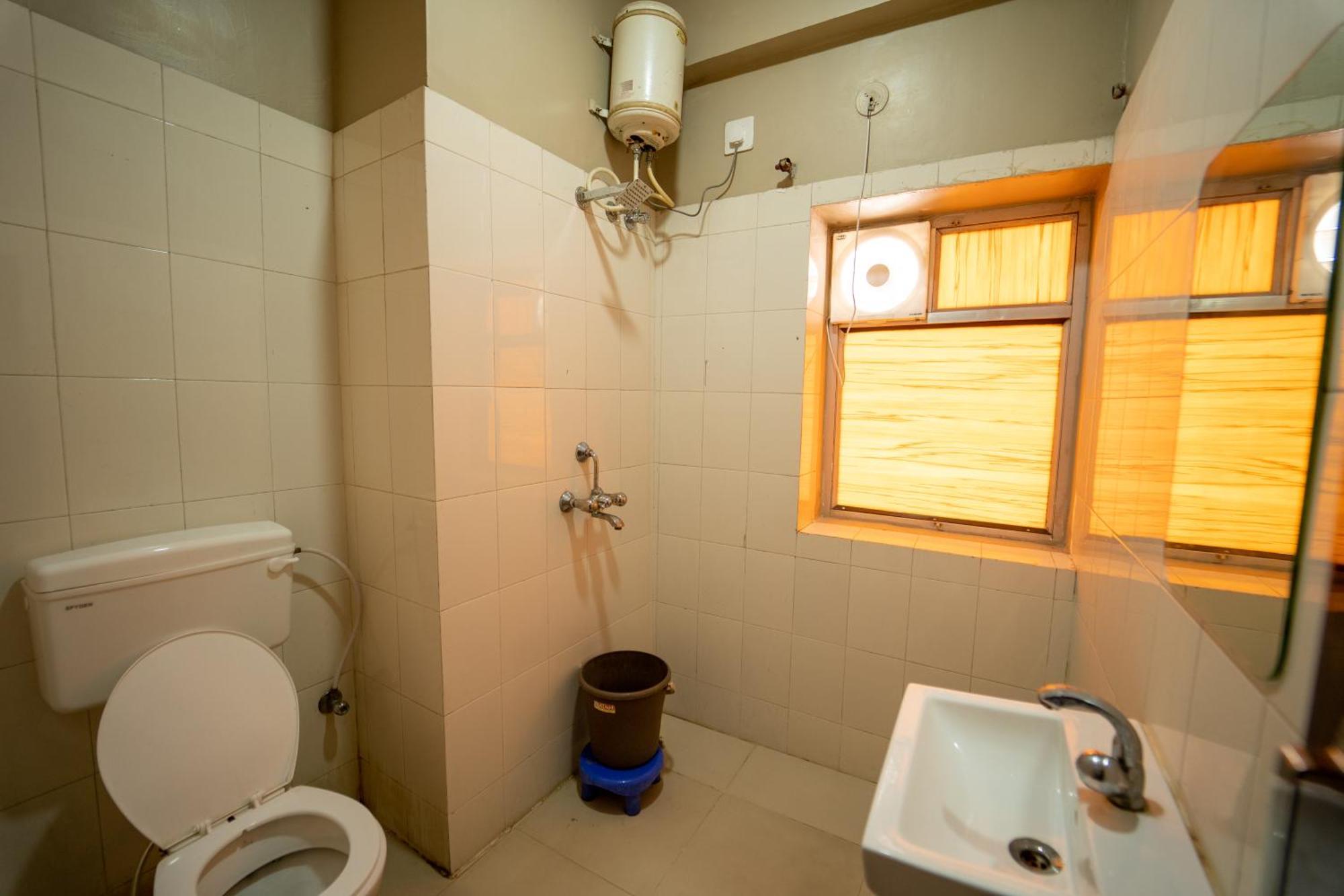 Hotel Siddhi Vinayak 2*