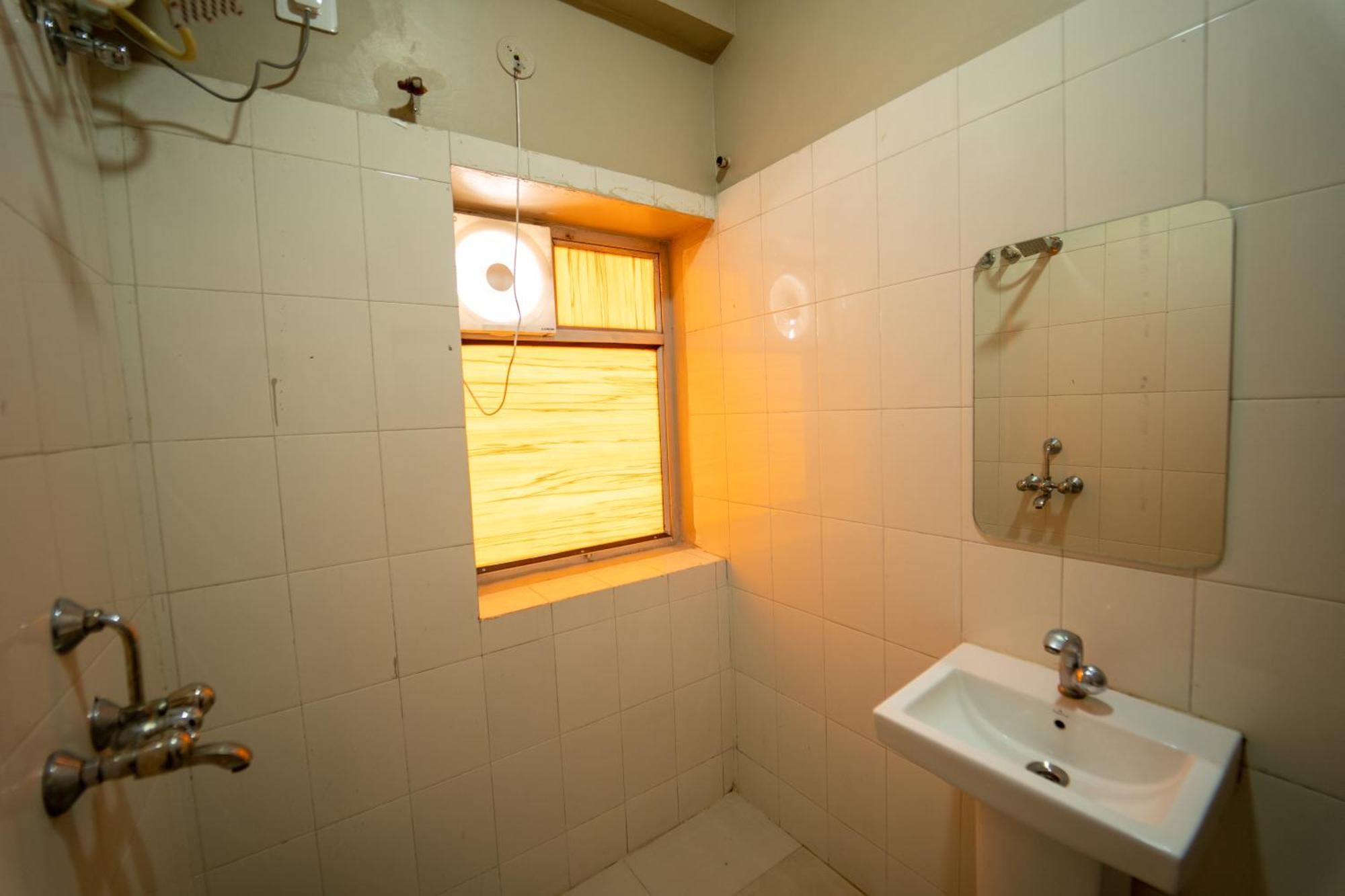 Siddhi Vinayak Hotel
