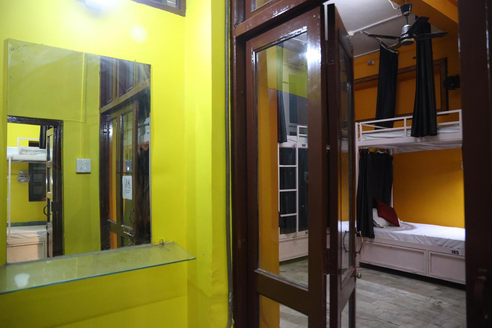 Santkripa Backpackers 400 Mtr From Railway Station * Jodhpur (Rajasthan)