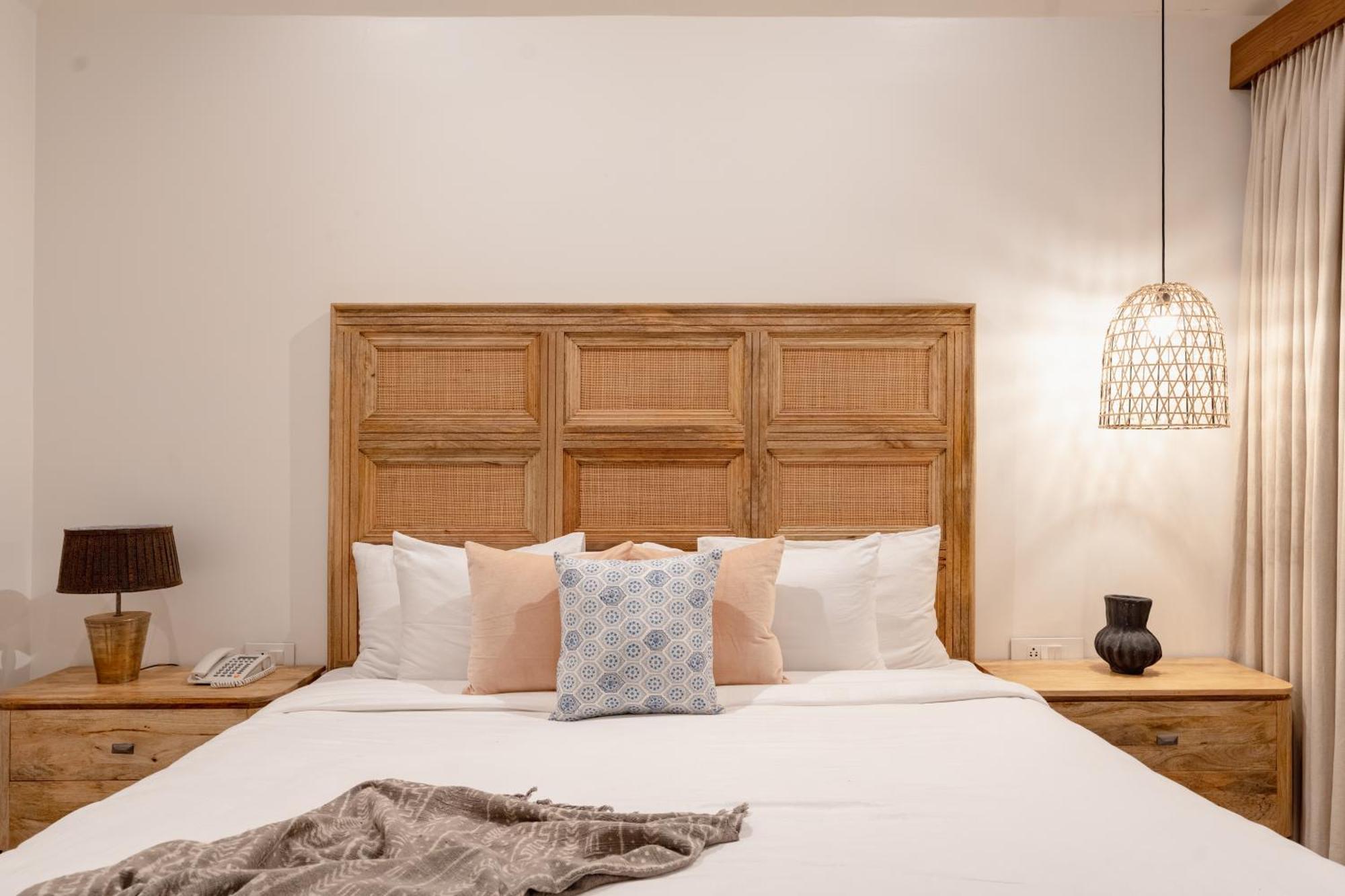 Hotel Surpura Bagh - A Luxury Boutique - Pure Vegetarian 4*