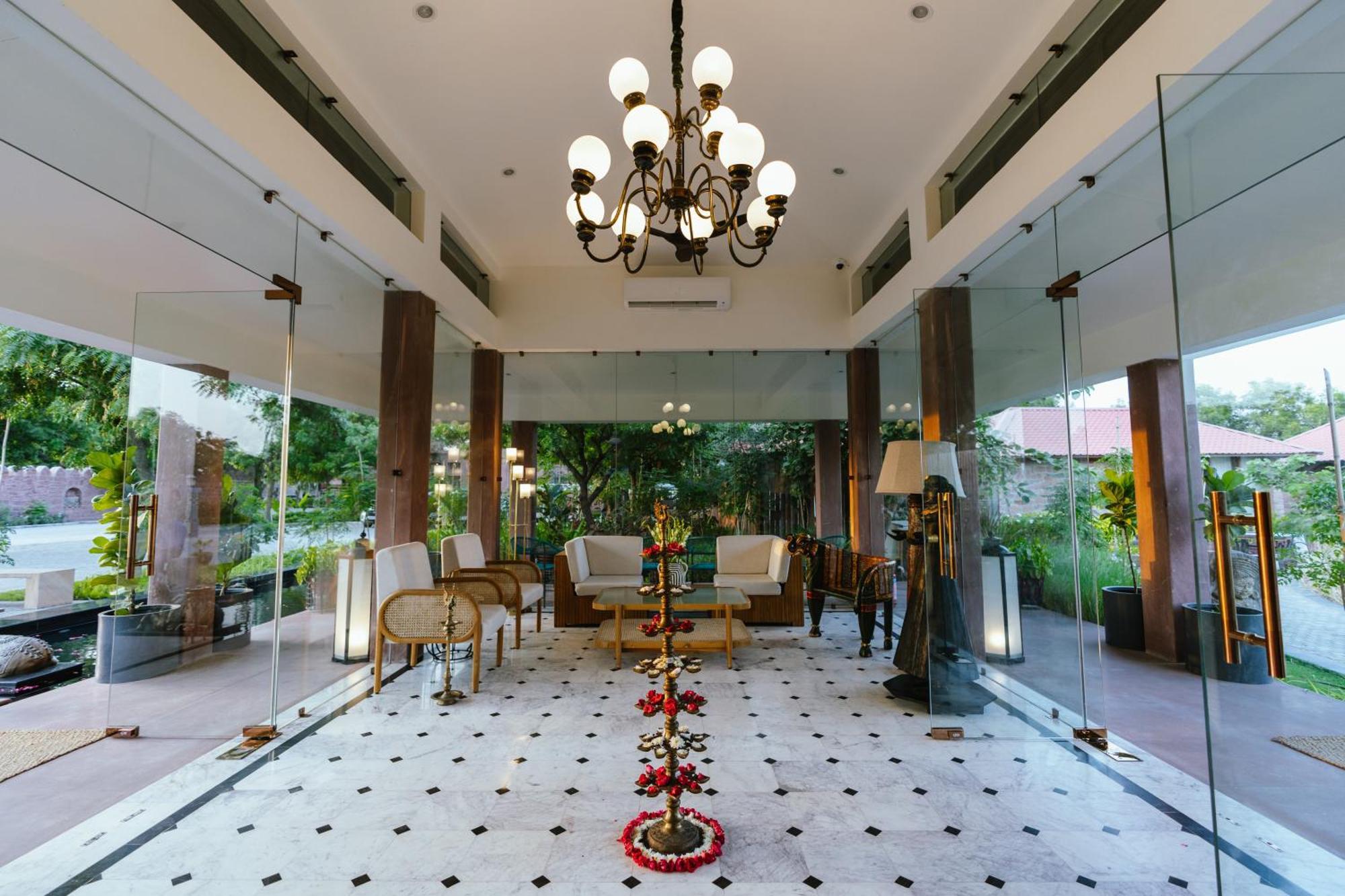 Hotel Surpura Bagh - A Luxury Boutique - Pure Vegetarian