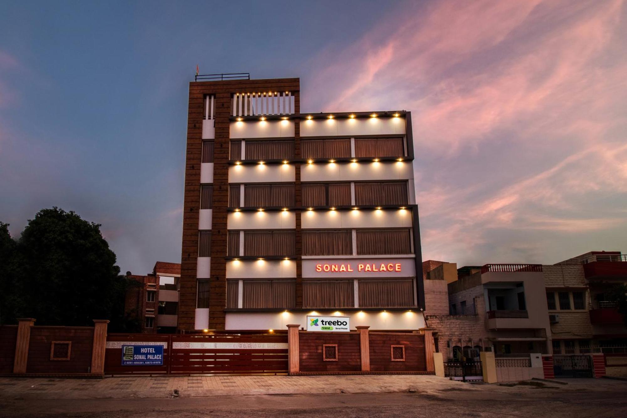 Hotel Treebo Sonal Palace, Near Umaid Bhawan Palace 3*