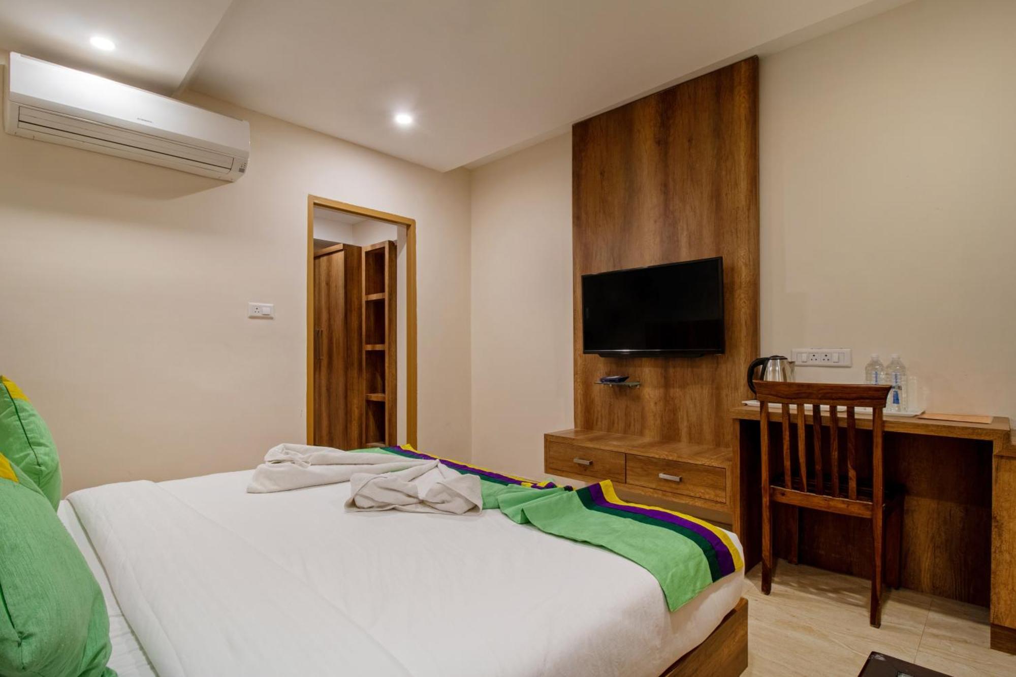 Treebo Sonal Palace, Near Umaid Bhawan Palace Hotel 3*