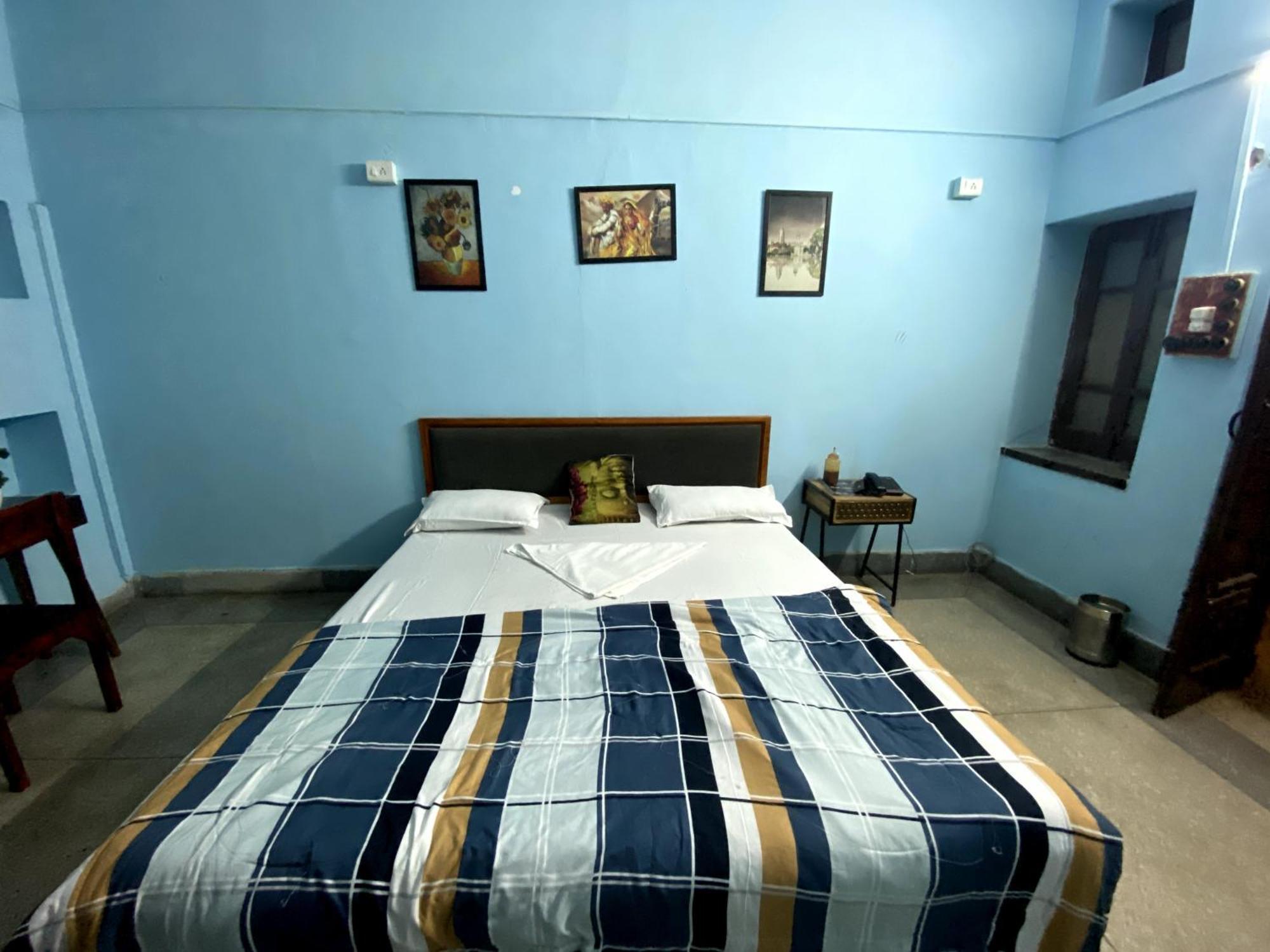 Blue Town & Cafe Homestay *