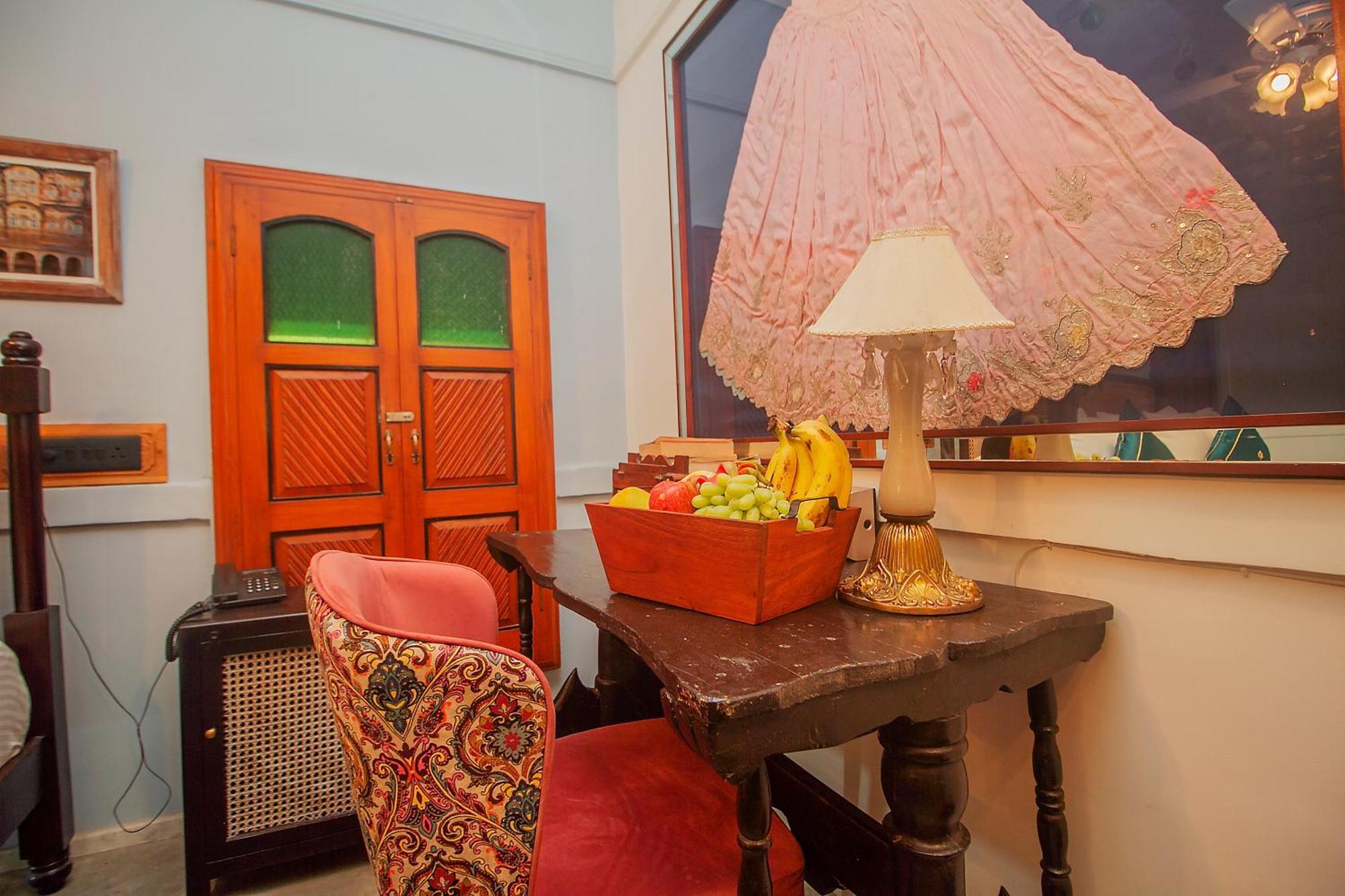 Amritara Manak Haveli, Jodhpur 4*