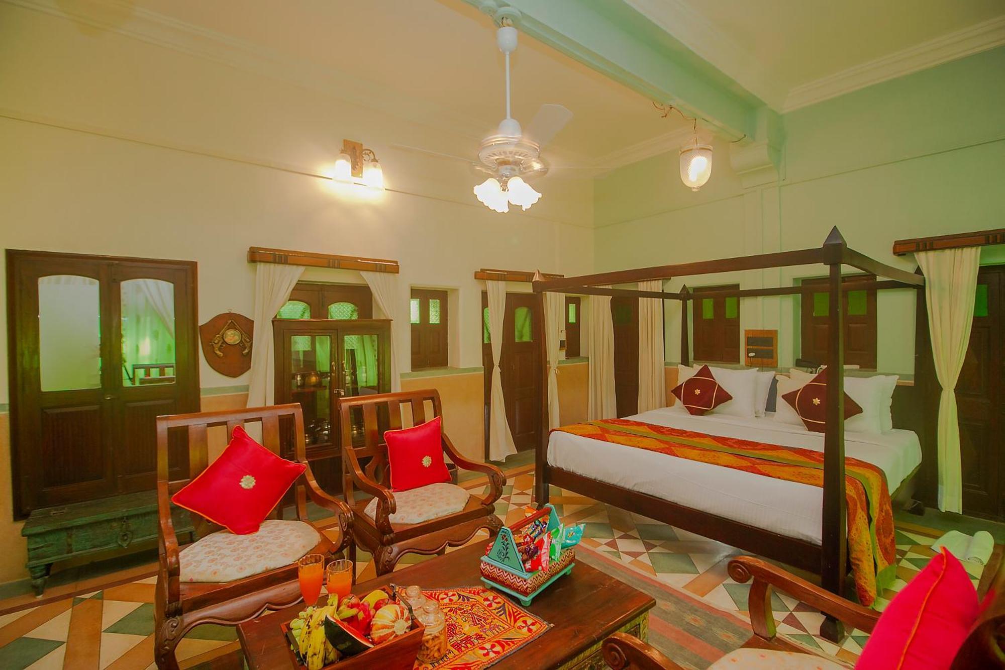 Amritara Manak Haveli, Jodhpur 4*