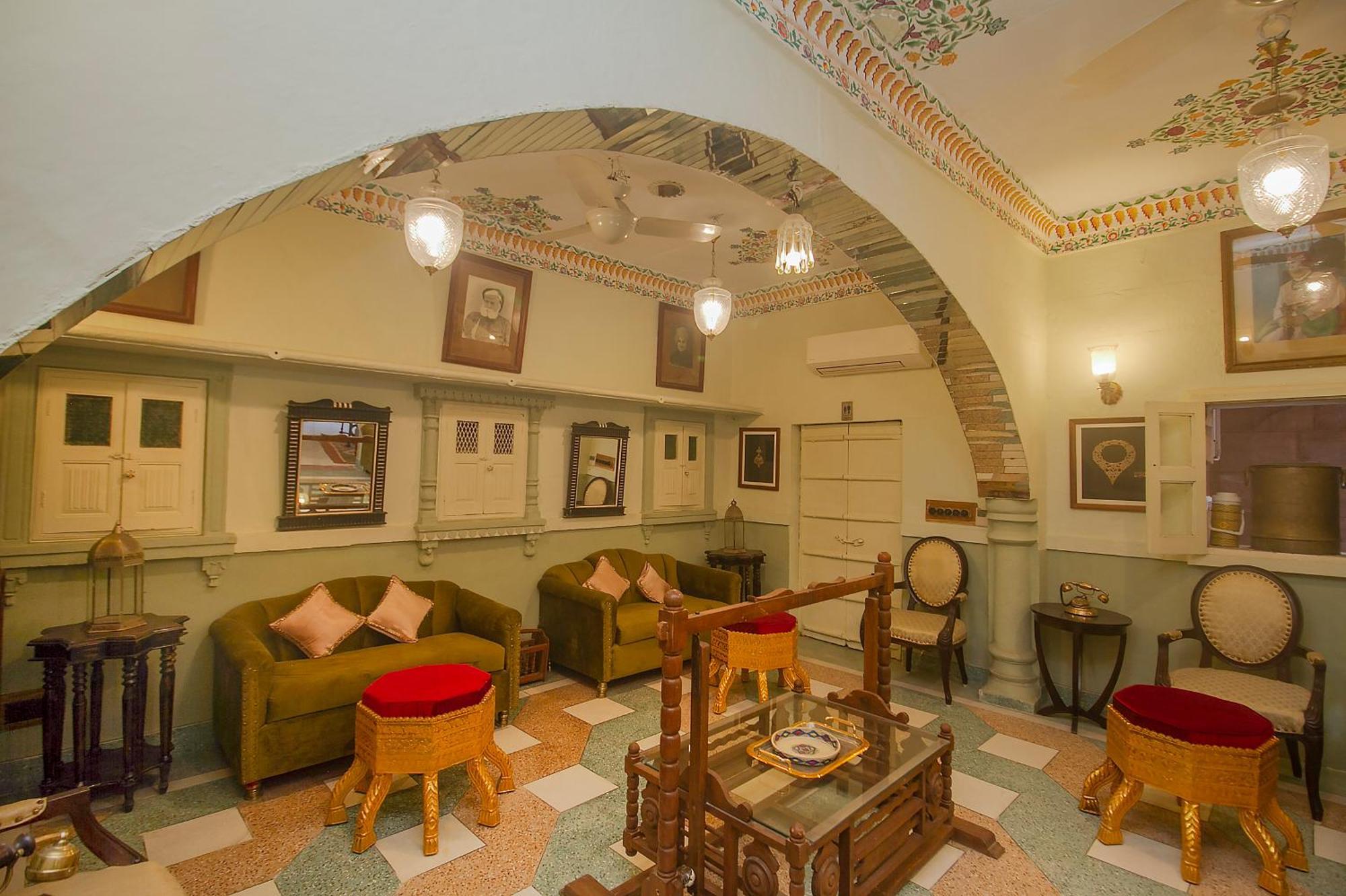 Hotel Amritara Manak Haveli, Jodhpur 4*