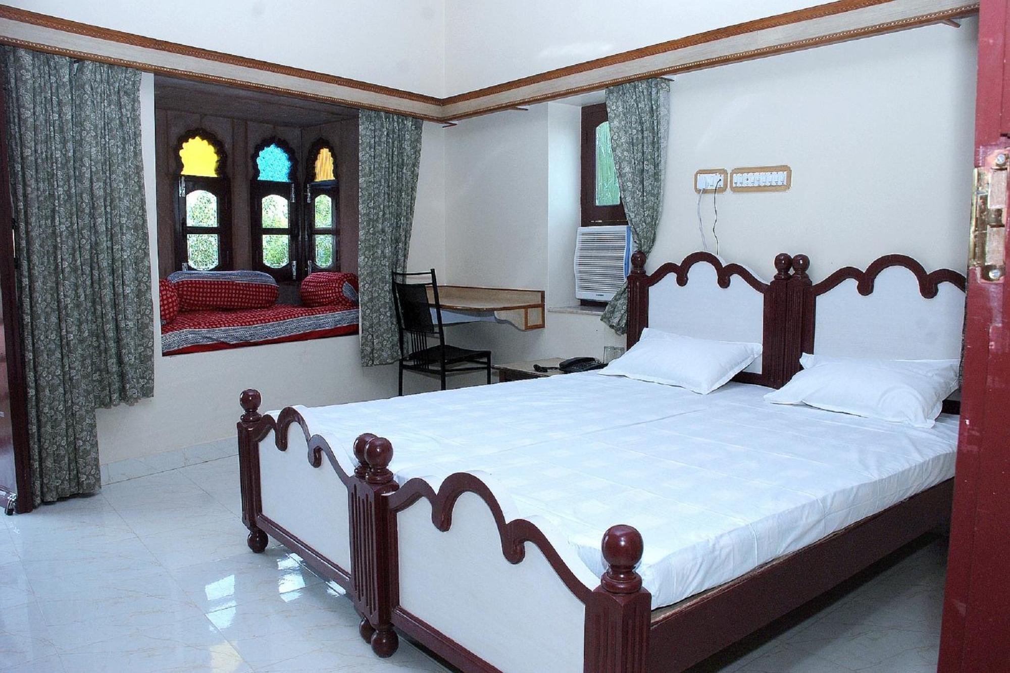 Hotel Jee Ri Haveli 3*