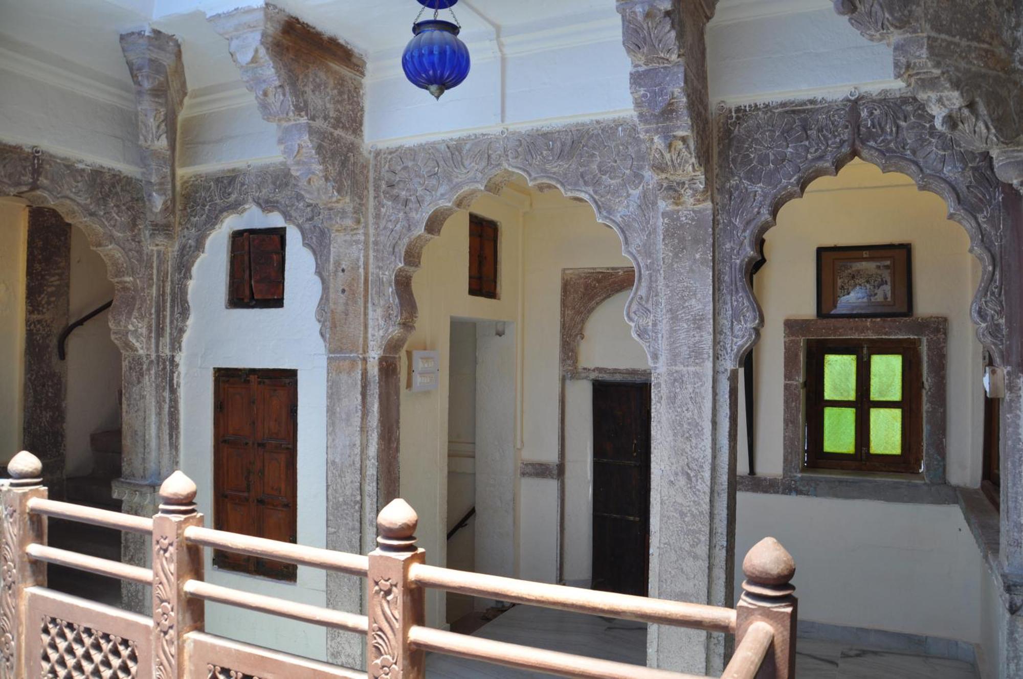 Homestay Juna Mahal Boutique *