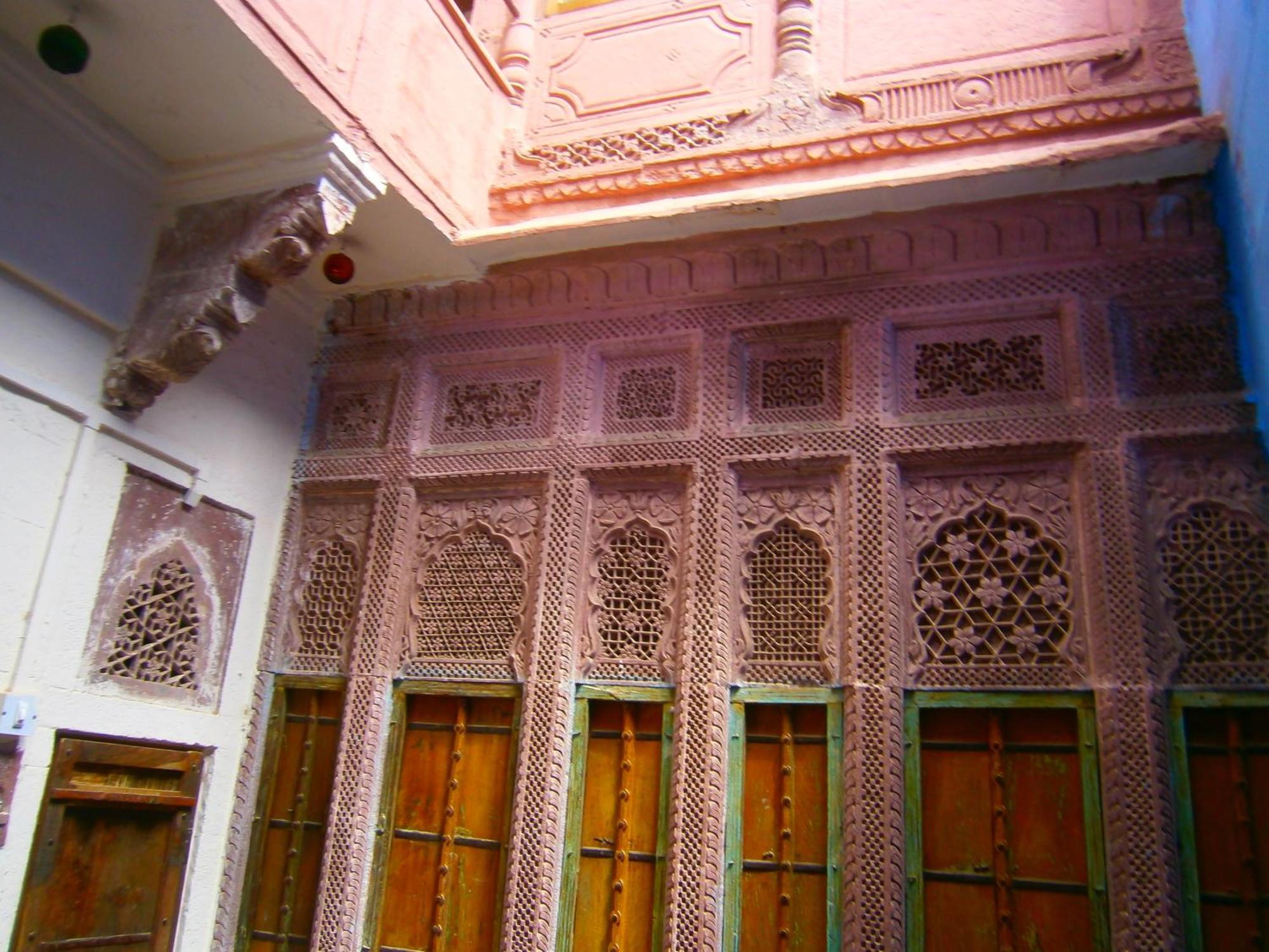 Homestay Juna Mahal Boutique