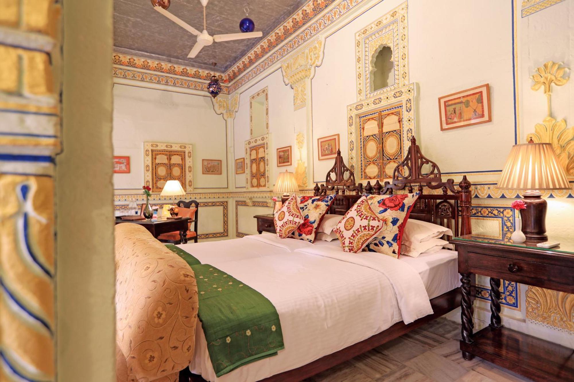 Pal Haveli 2*