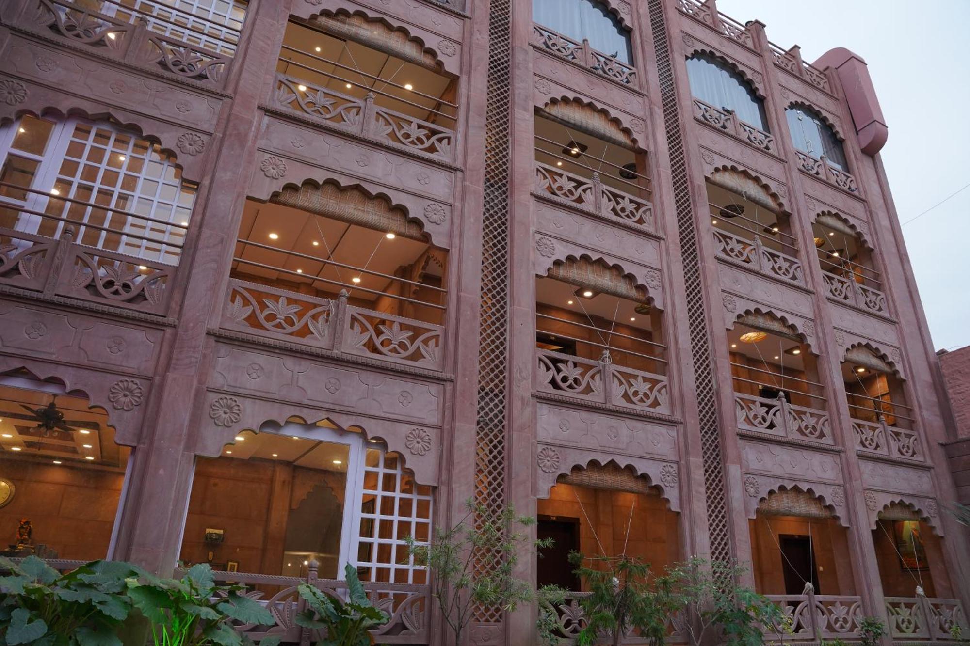 Om Heritage Haveli Hotel 3*