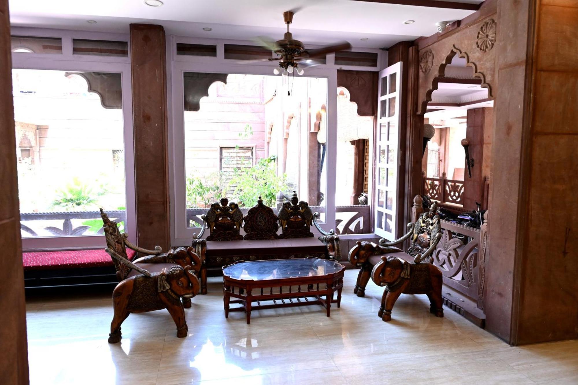 Om Heritage Haveli Hotel