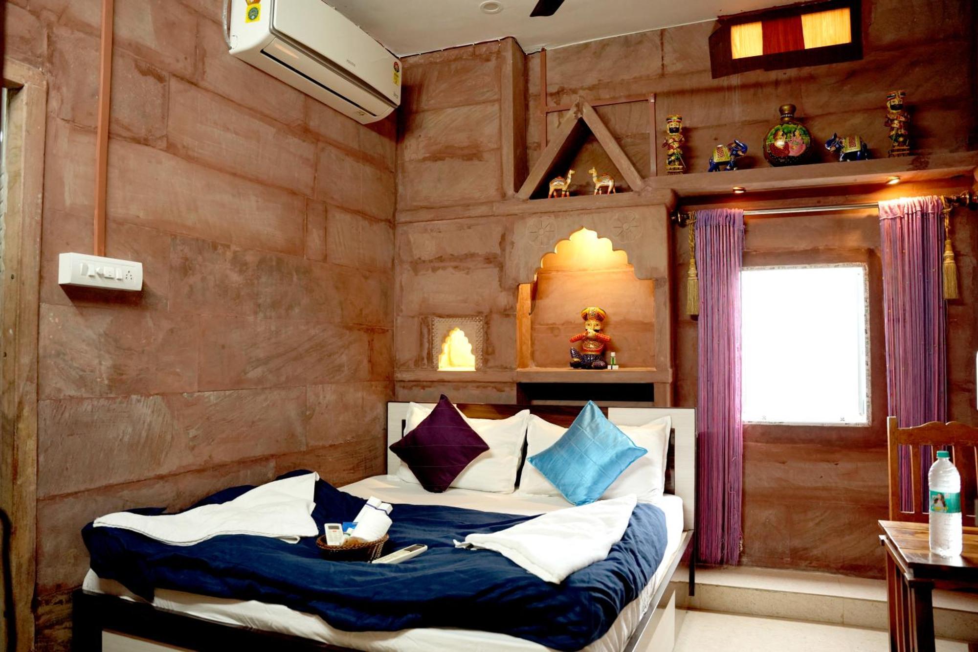 Mh * Jodhpur (Rajasthan)