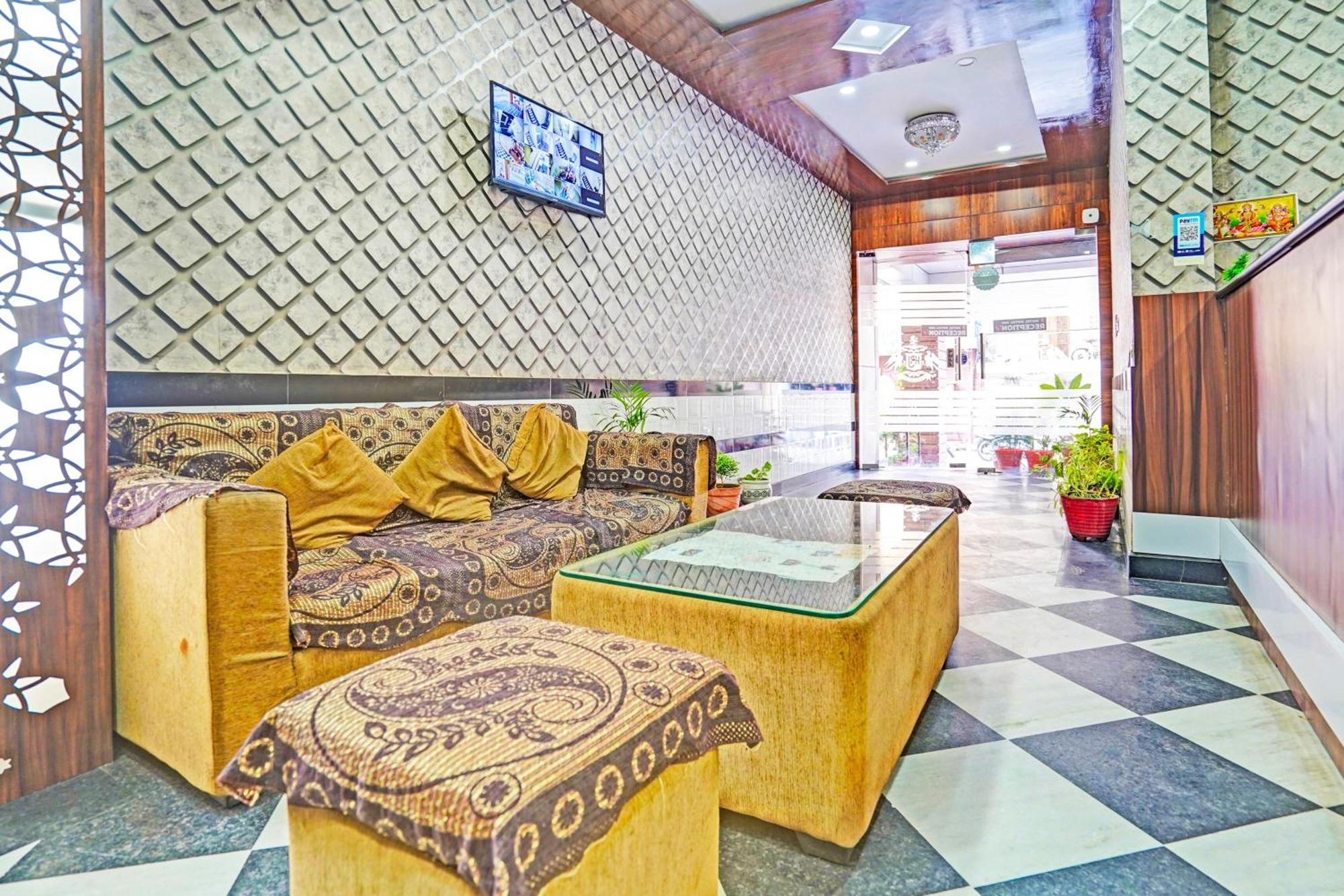 Hotel O Royal 3*