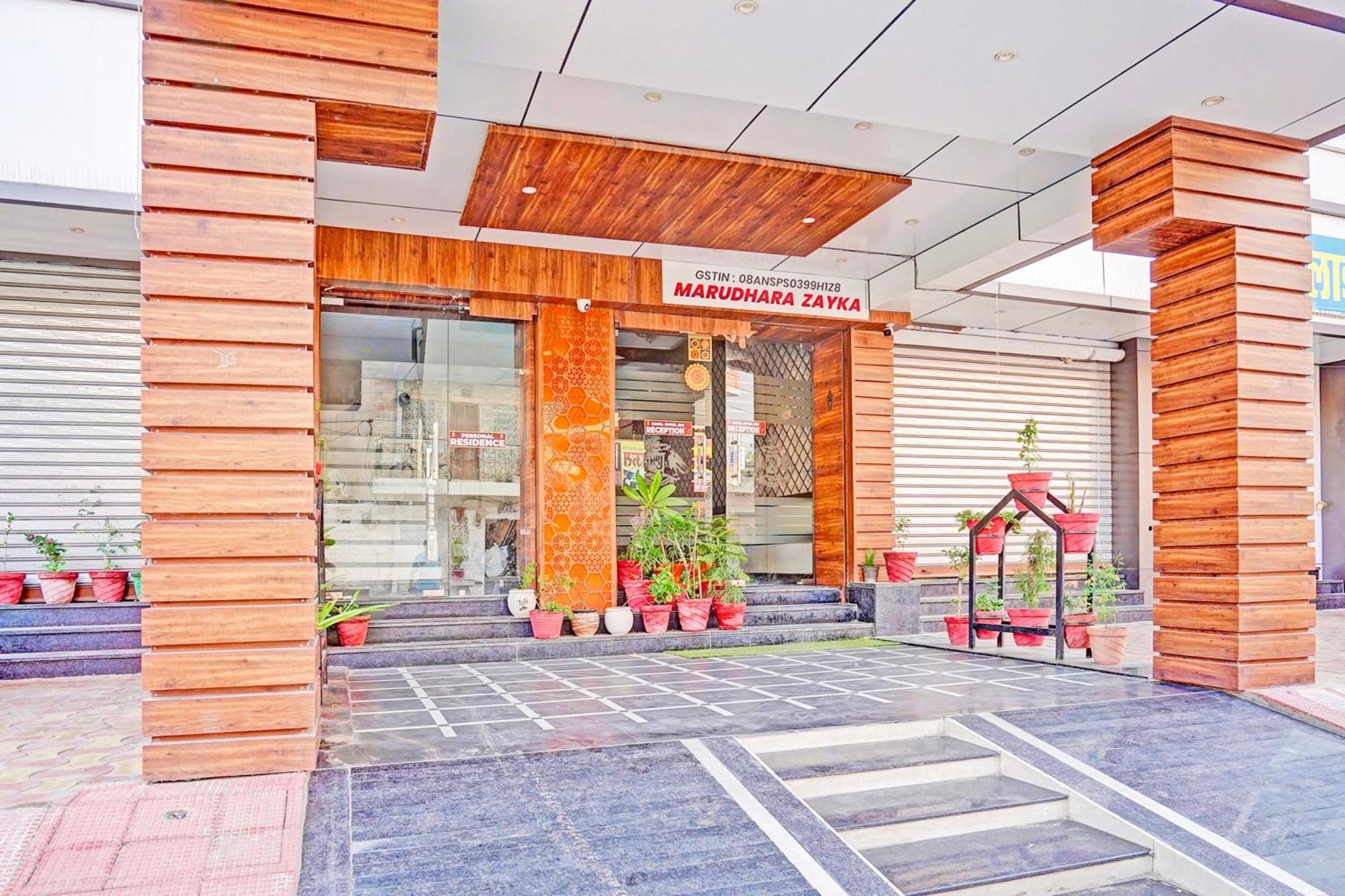 Hotel O Royal
