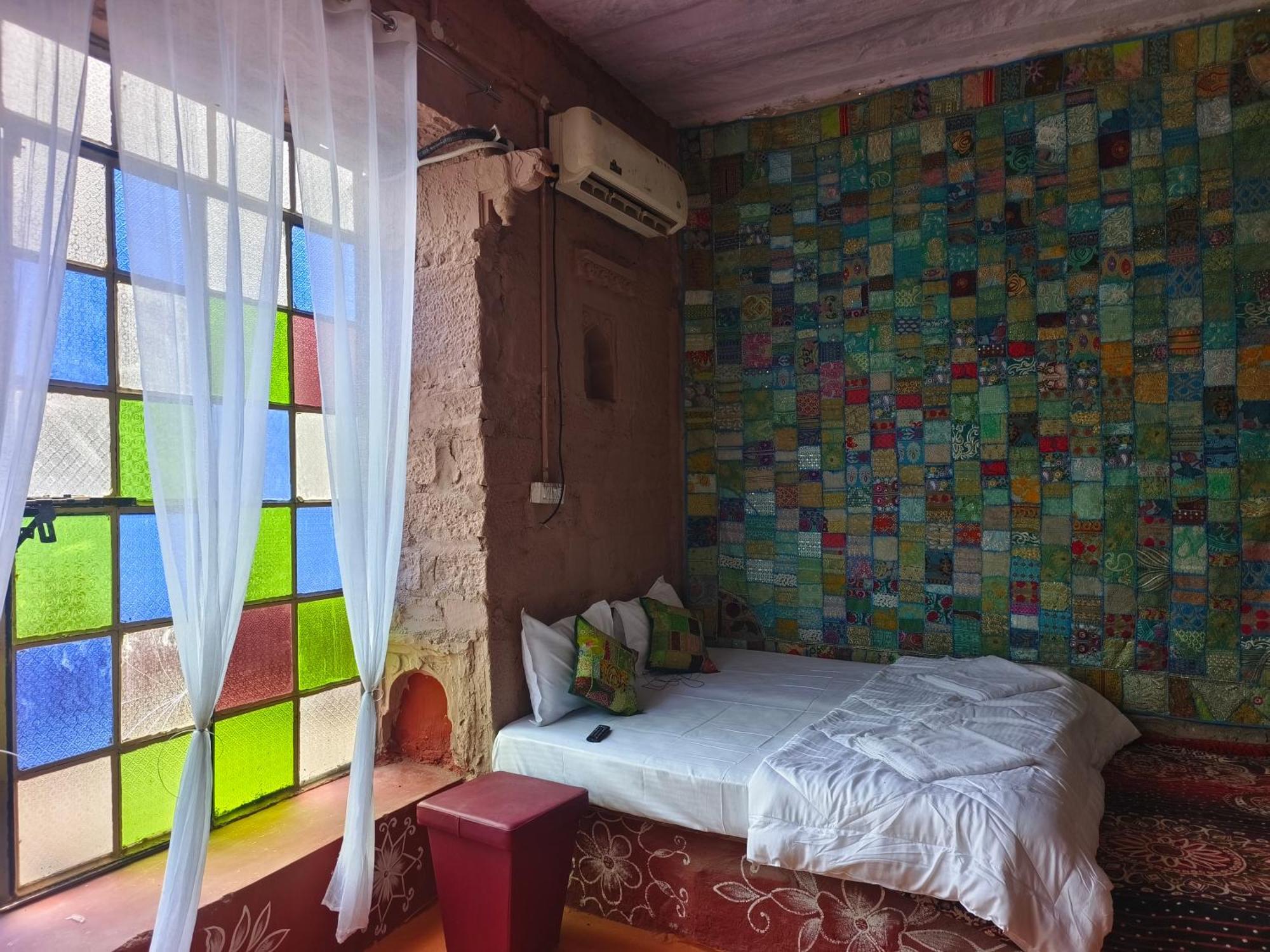 Neel Mahal The Heritage Haveli Hotel
