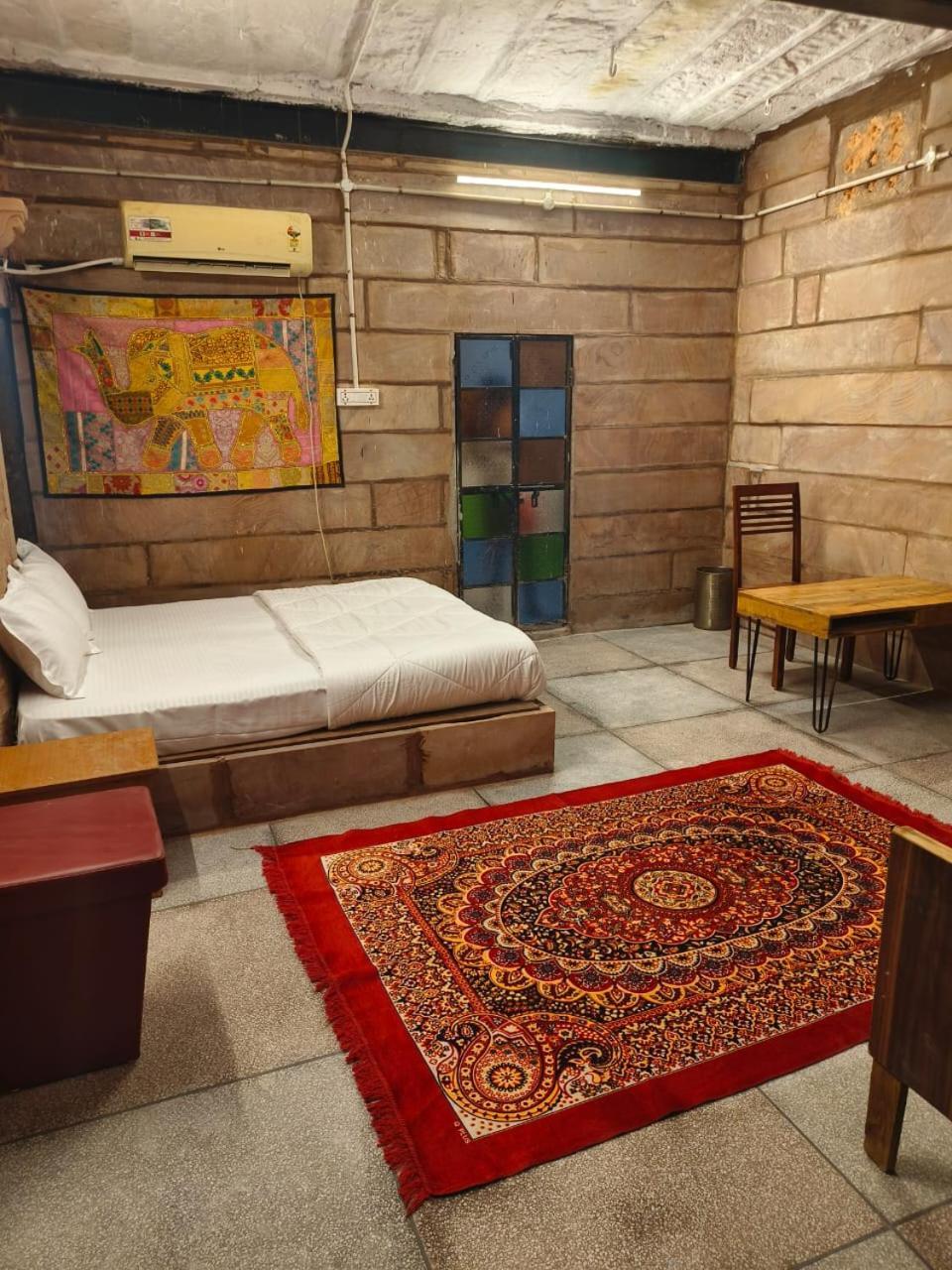 Neel Mahal The Heritage Haveli Hotel