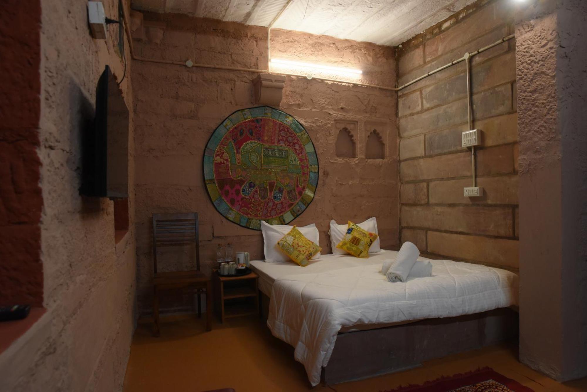 Neel Mahal The Heritage Haveli Hotel