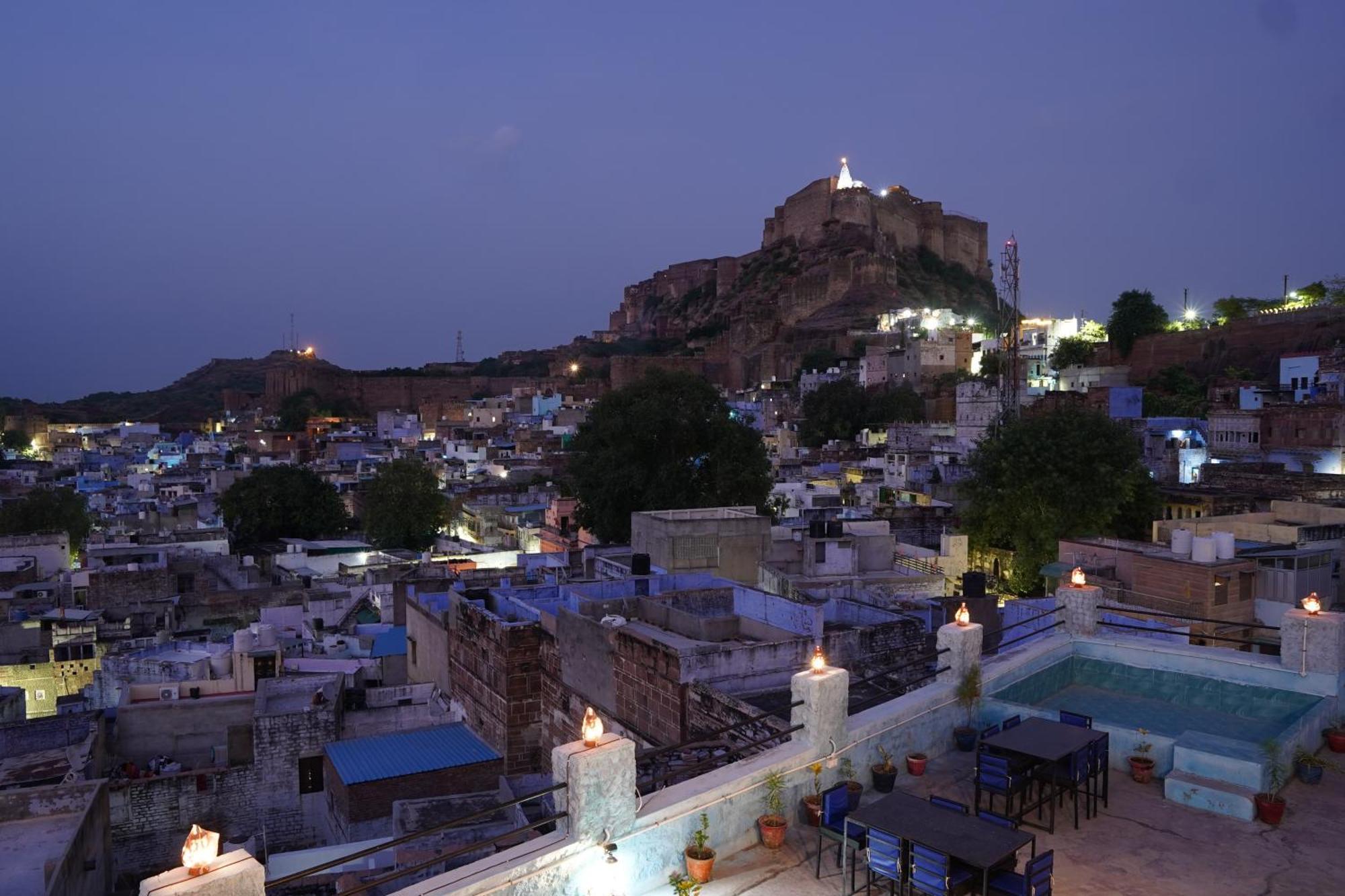 Neel Mahal The Heritage Haveli 3*