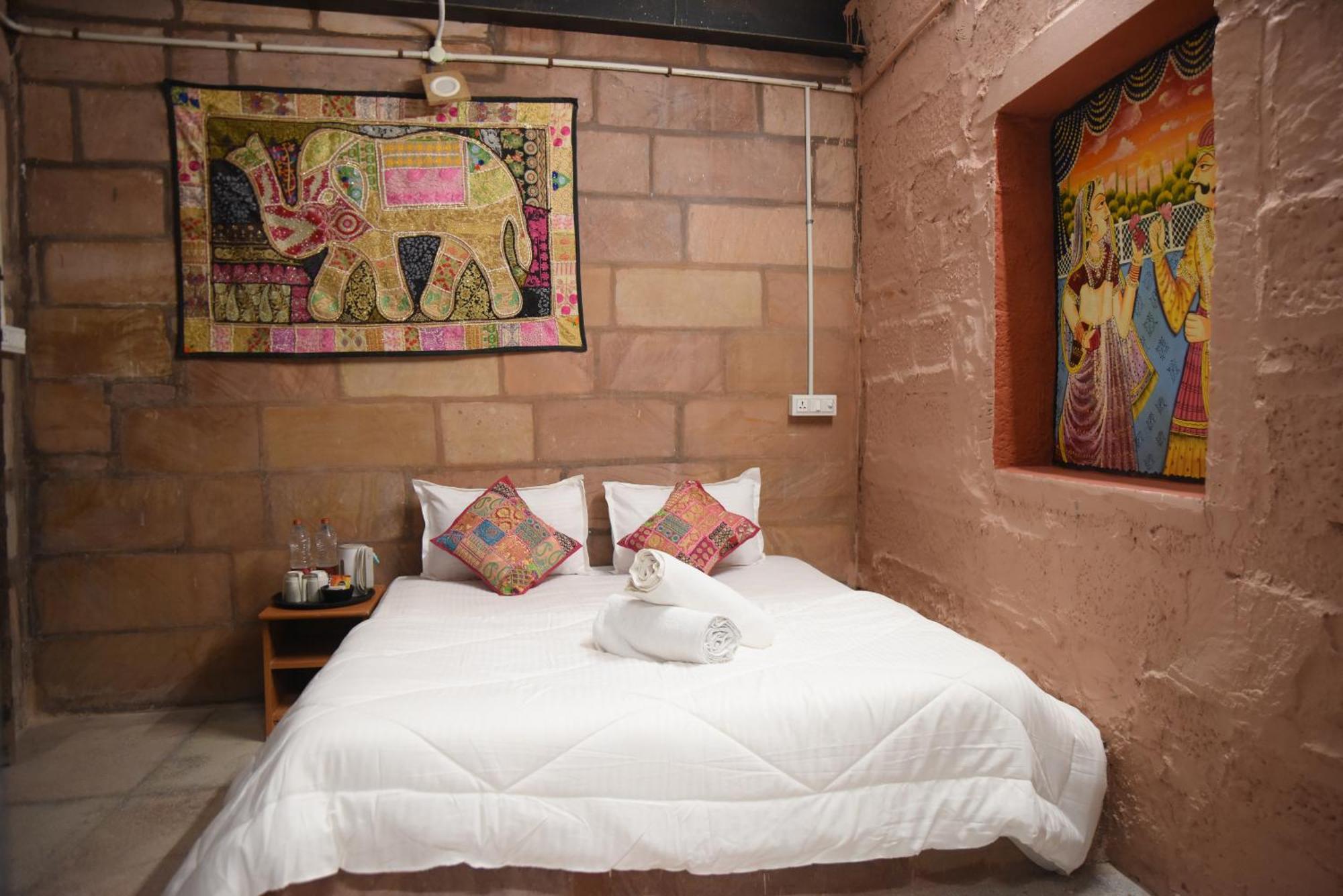 Neel Mahal The Heritage Haveli Hotel 3*