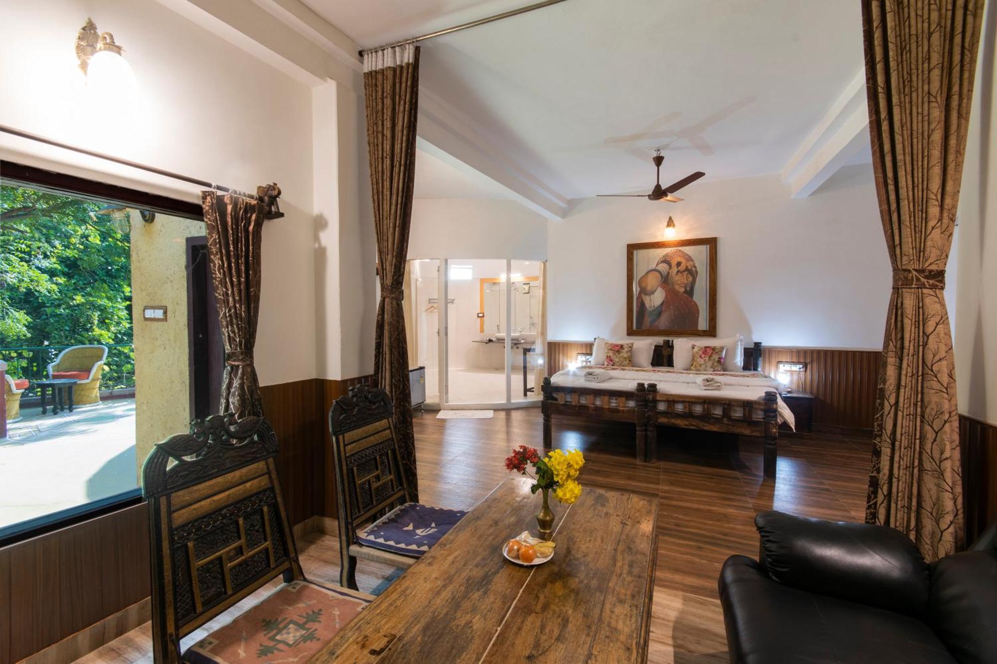 The Mandore - A Leafy Bed & Breakfast