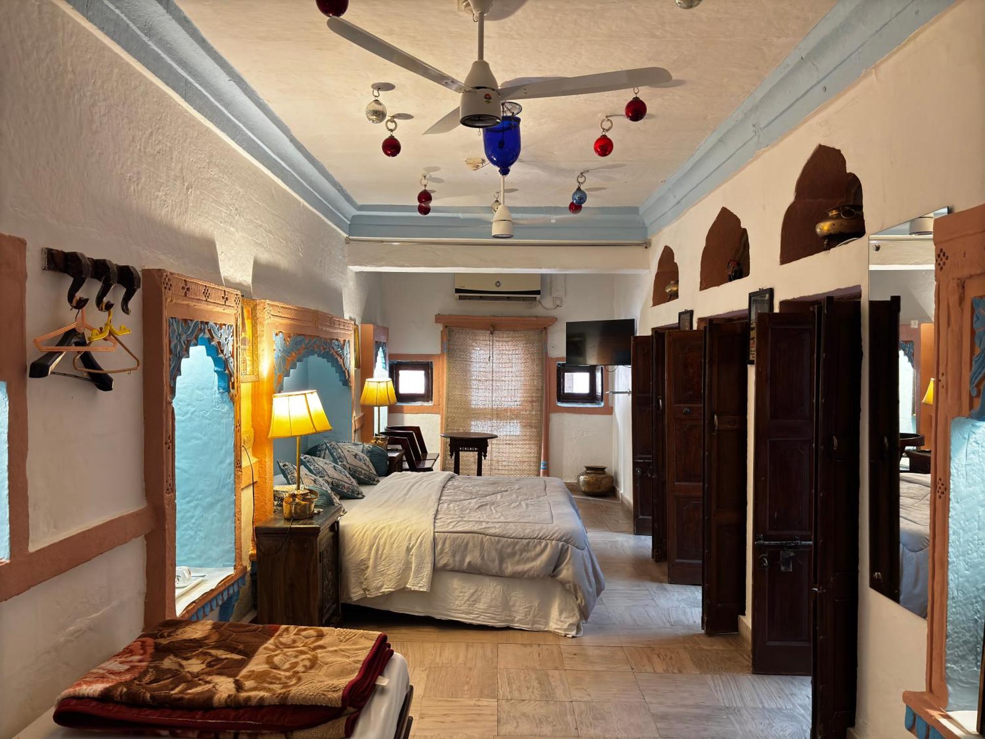 Guest house Shahi