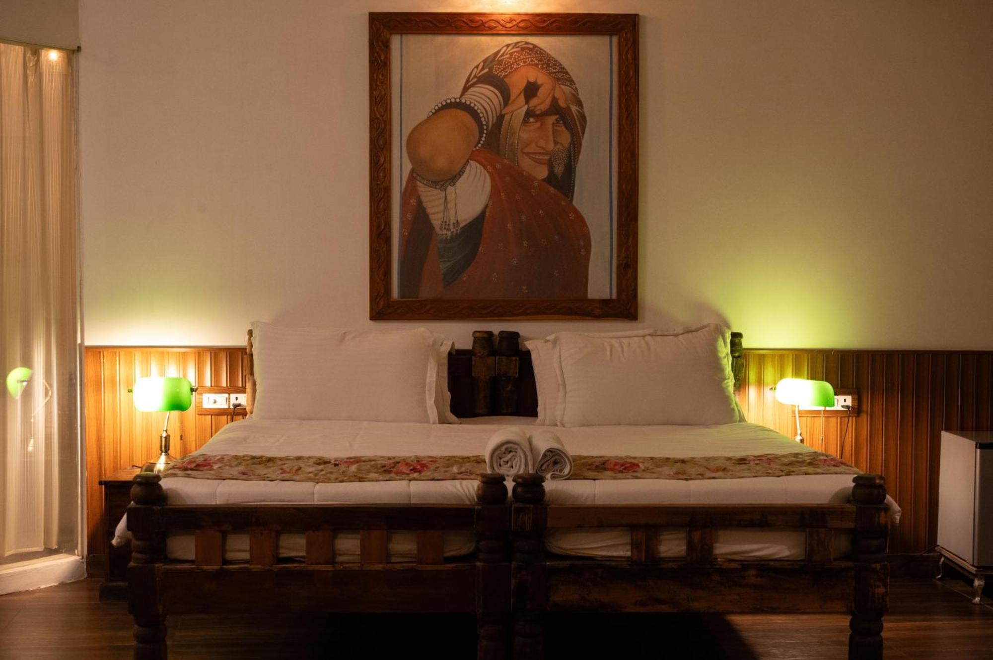 The Mandore - A Leafy Bed & Breakfast