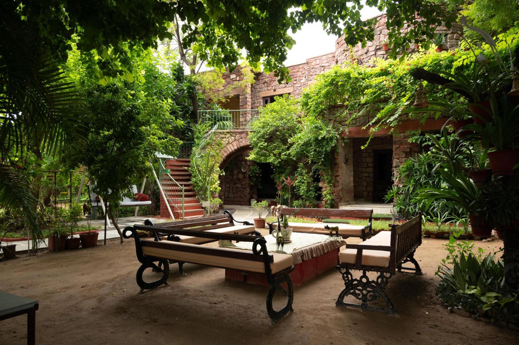 Bed & Breakfast The Mandore - A Leafy