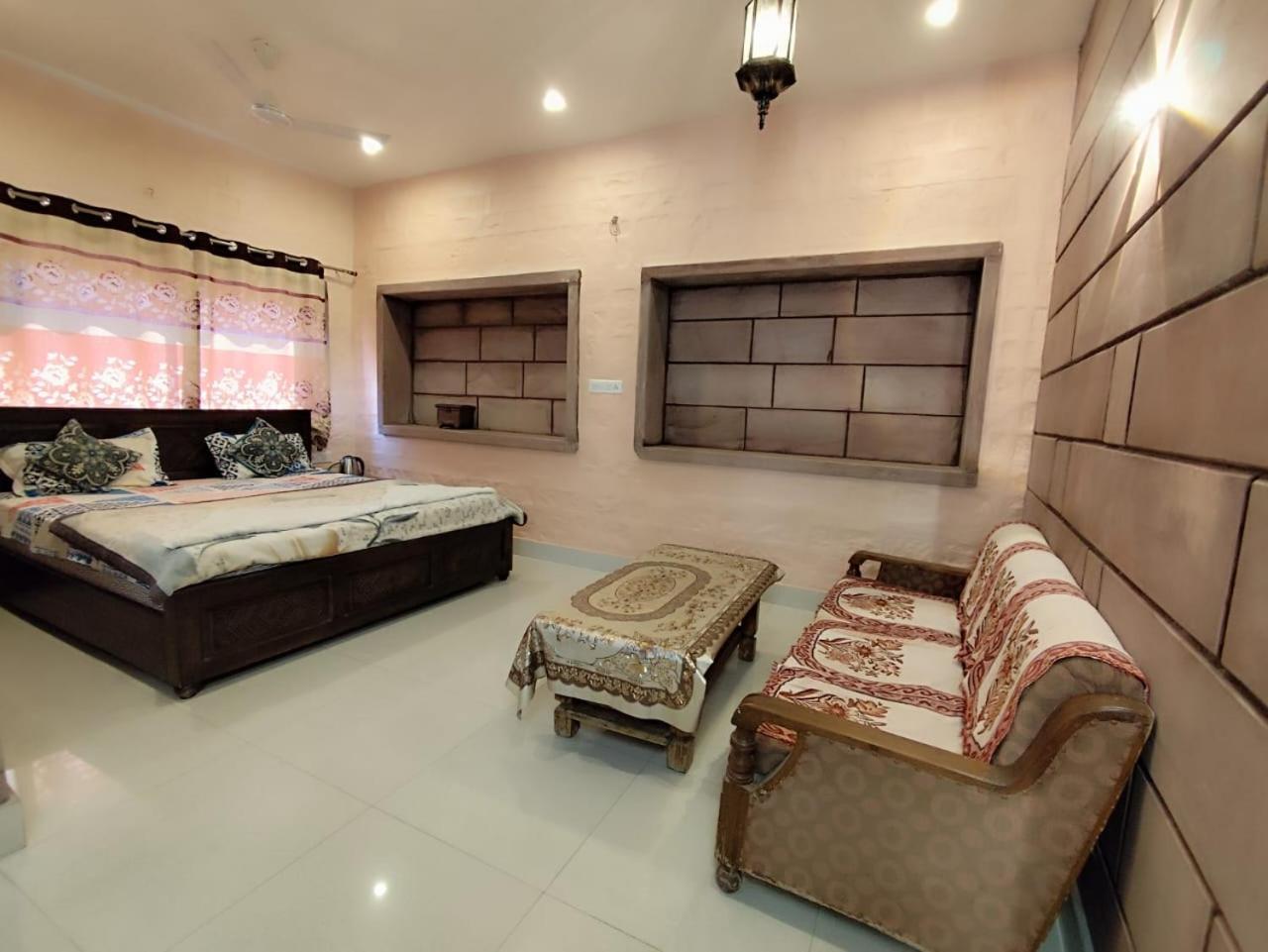 Homestay Gopal Home Stay & Guest House *
