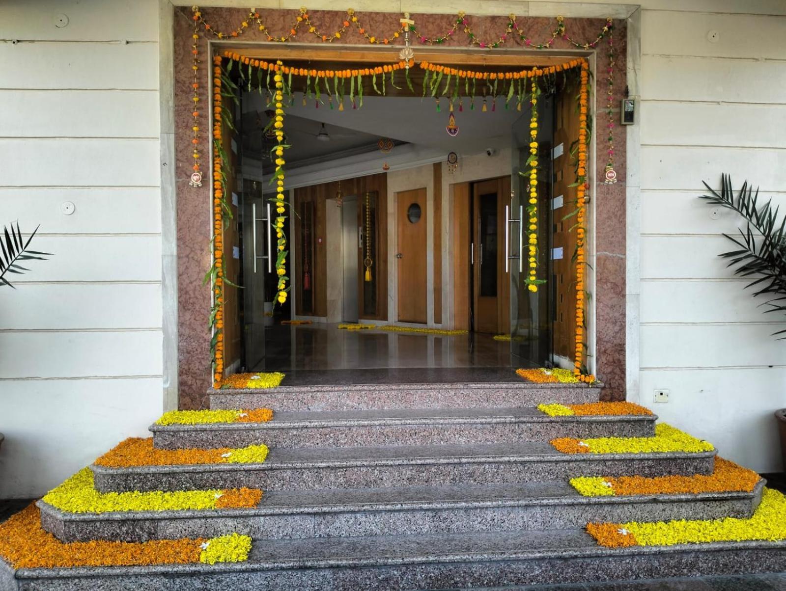Chandra Hotel 3*